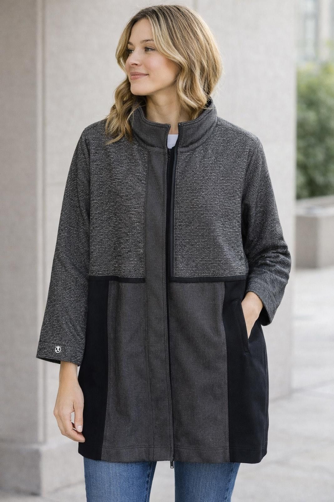 Lululemon Lululemon Cocoon Car Coat sz. M Size M / US 6-8 / IT 42-44 - 1 Thumbnail