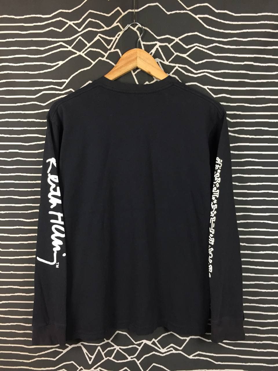 Keith Haring Uniqlo Keith Haring MoMA Collaboration Black Long Sleeve Tee Size US M / EU 48-50 / 2 - 8 Thumbnail