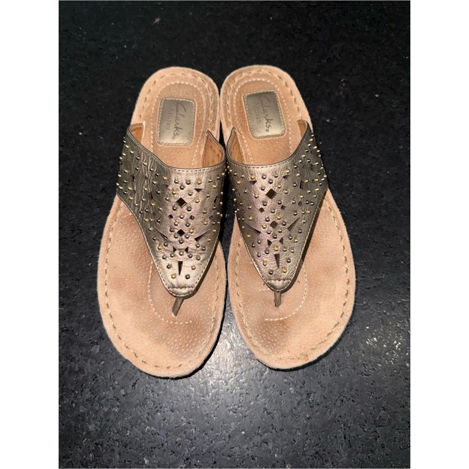 Clarks Clarks Metallic Subtle Gold Studded Thong Sandals 1.5” Heel Size US 9 / IT 39 - 4 Thumbnail