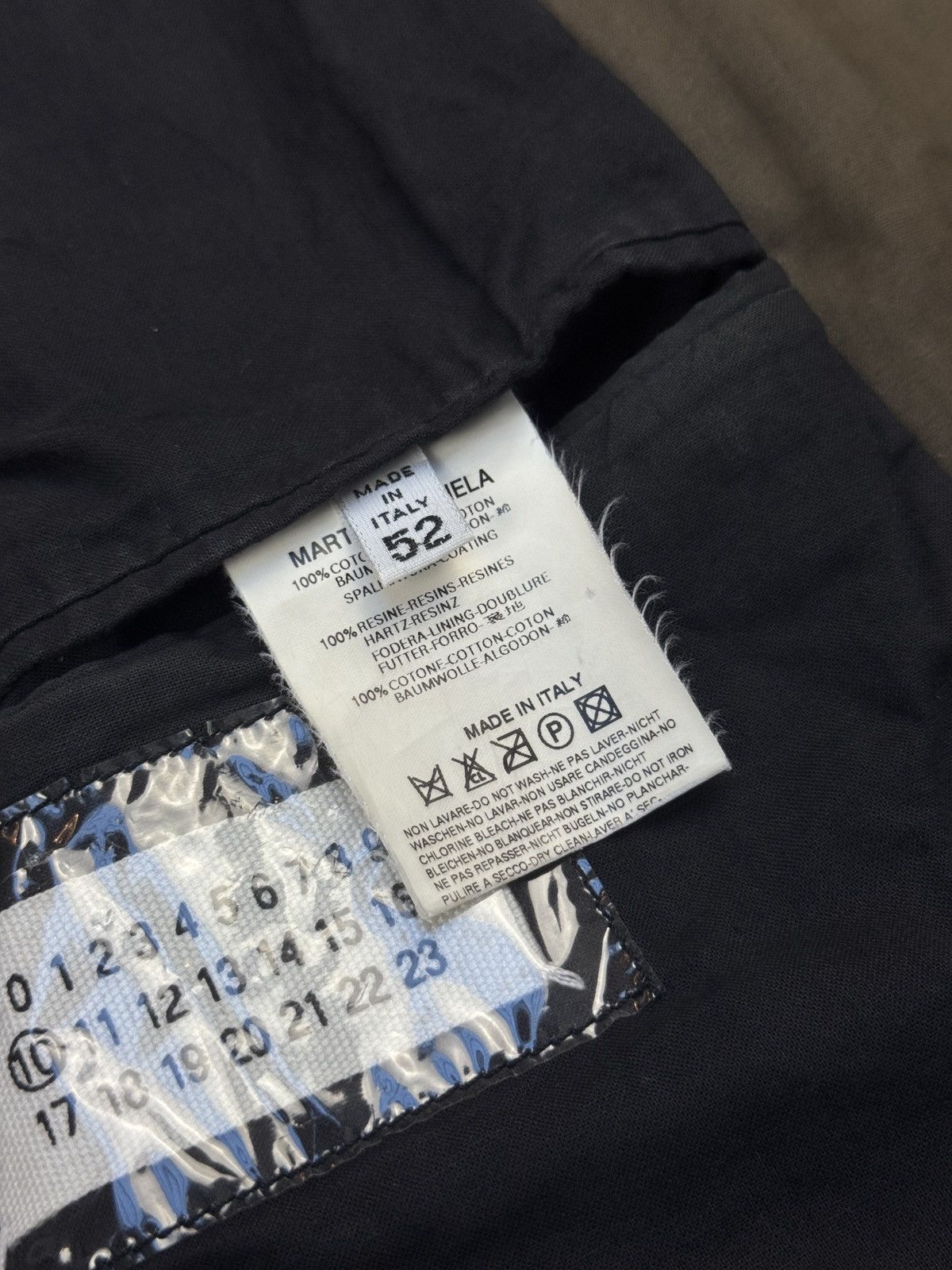 Maison Margiela Maison Martin Margiela SS03 5 Zips Waxed Coton Biker Jacket Size US L / EU 52-54 / 3 - 9 Thumbnail