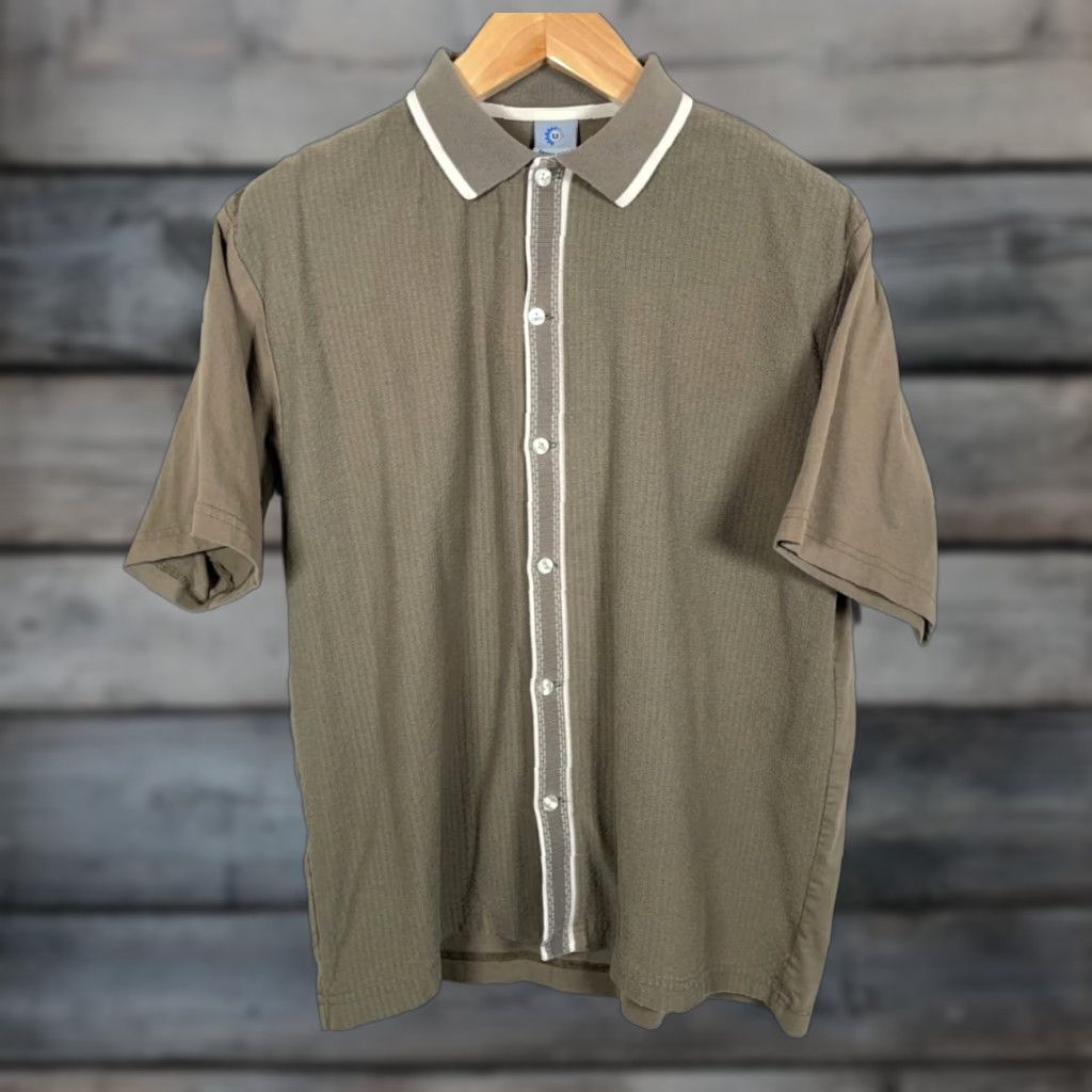 Vintage VINTAGE Utility Button-Up Short Sleeve Shirt Adult Large Green White Knit Front 90s Dad Retro Tony Soprano Style Mens Shirt Size US L / EU 52-54 / 3 - 1 Thumbnail