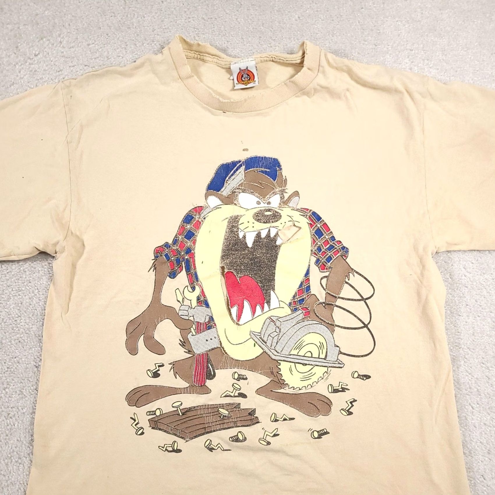 Vintage VINTAGE Looney Tunes Taz Shirt Mens Medium Beige 90s Cartoon Carpenter Saw Graphic Print Distressed Mens T-Shirt Size US M / EU 48-50 / 2 - 2 Thumbnail