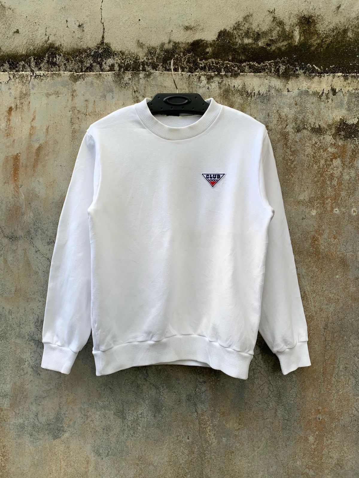 Adidas Vintage 80s Adidas Club Descente White Crewneck Size US S / EU 44-46 / 1 - 1 Thumbnail