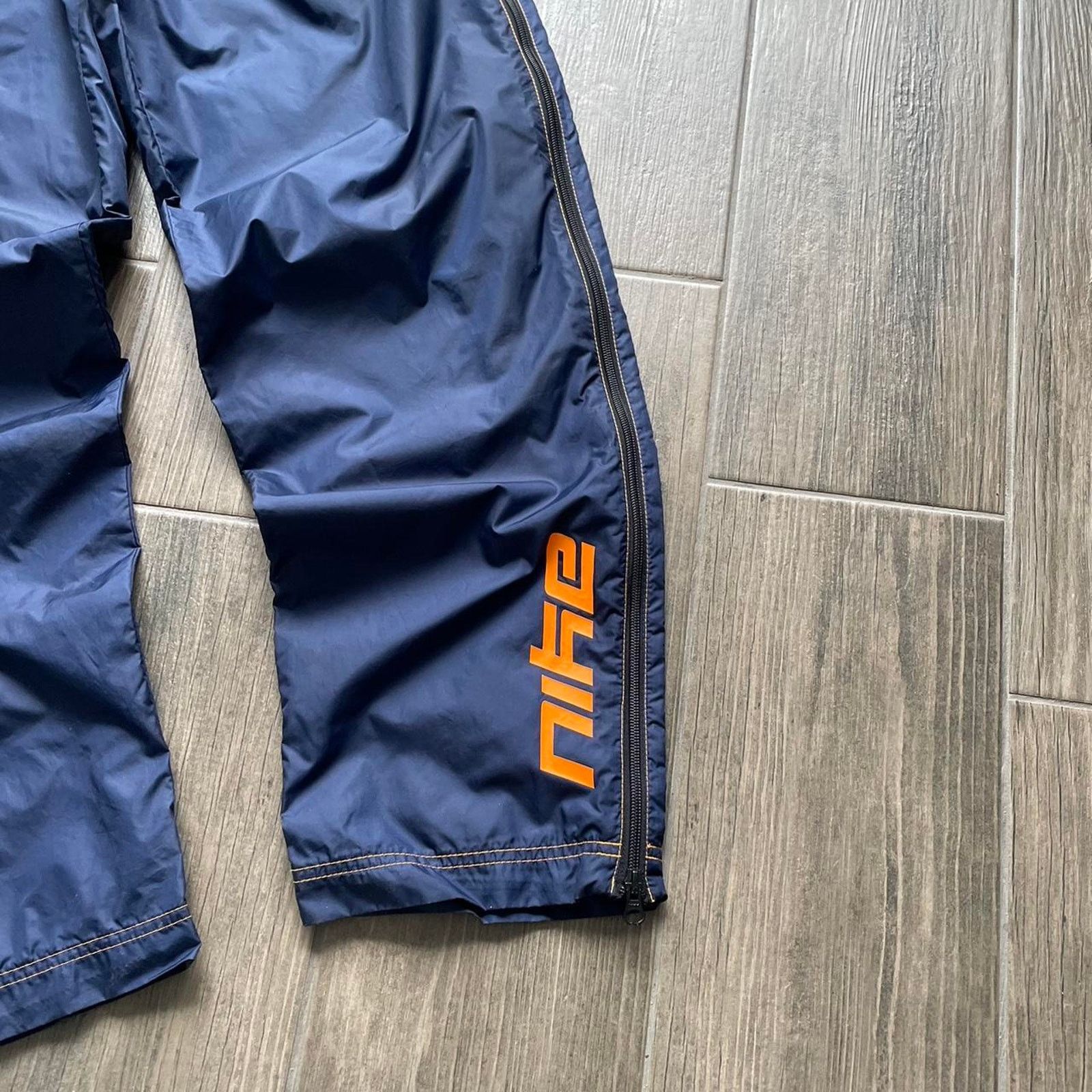 Nike Nike y2k drill track baggy nylon pants Size US 32 / EU 48 - 2 Thumbnail