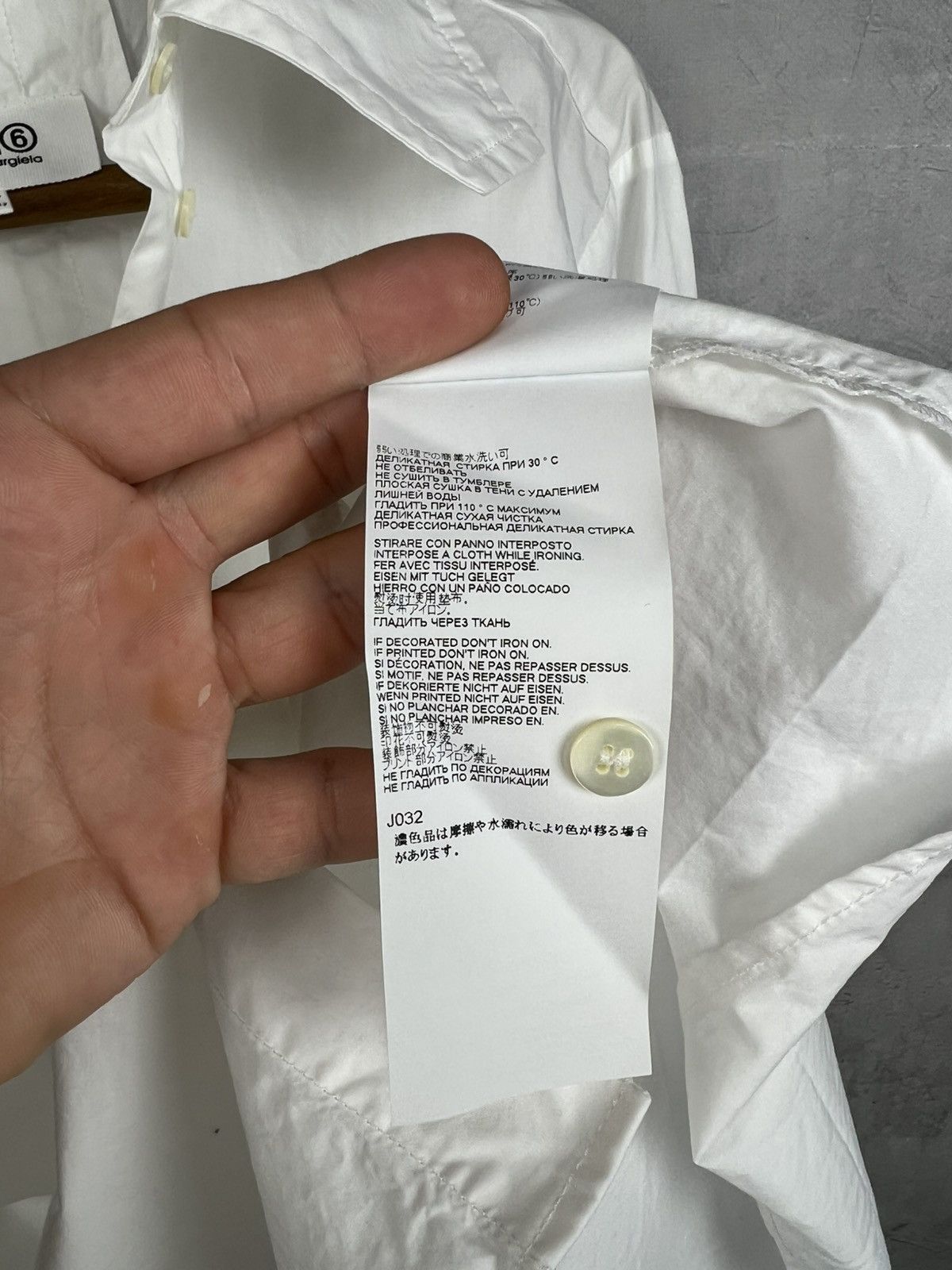 Maison Margiela Maison Margiela Women’s White Button Down Top Shirt Size 36 Size XS / US 0-2 / IT 36-38 - 15 Thumbnail