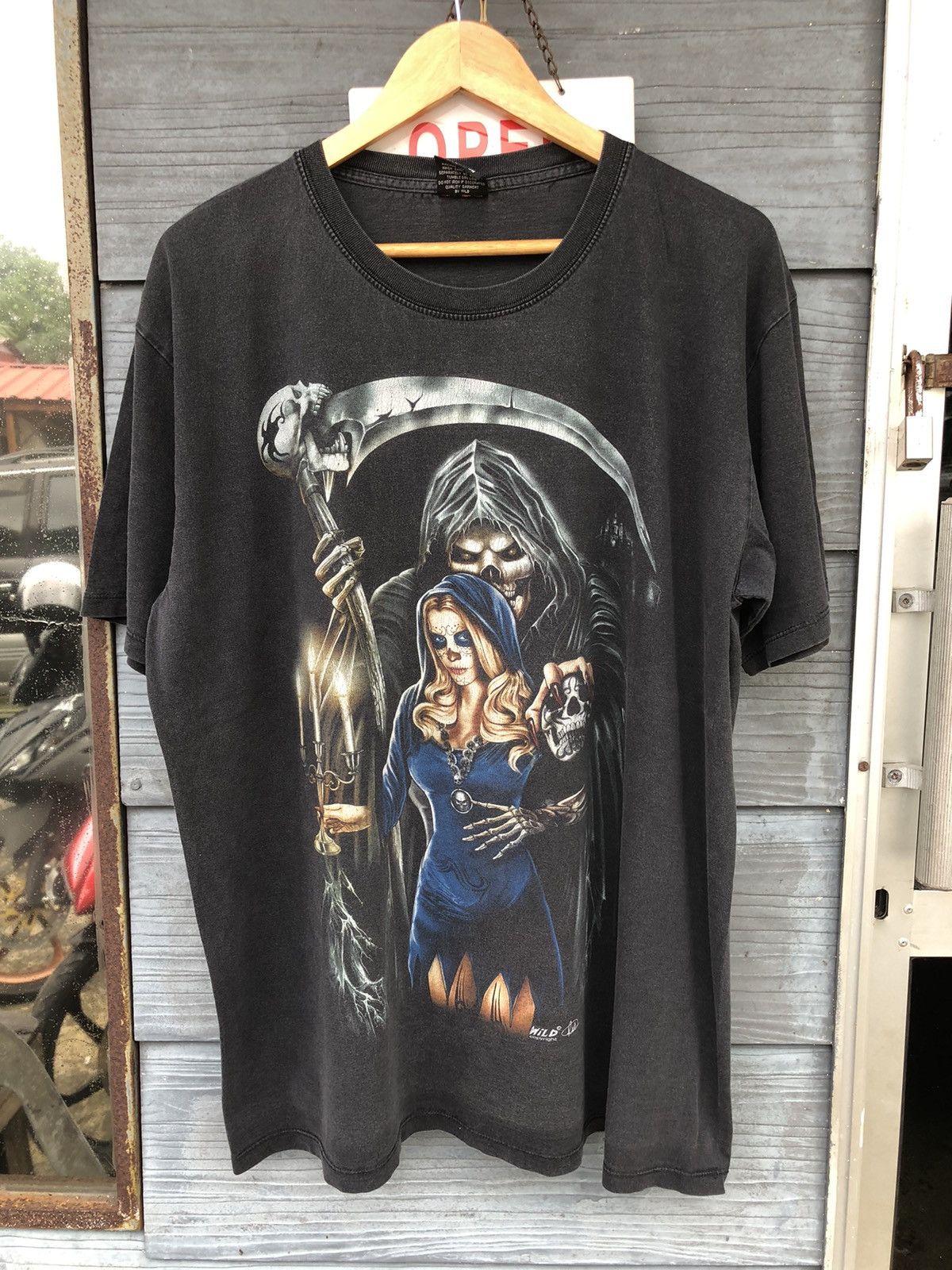 Japanese Brand 💥Vintage Y2K Beauty Sunfaded Wild Grim Reaper Tshirt Size US XL / EU 56 / 4 - 2 Thumbnail