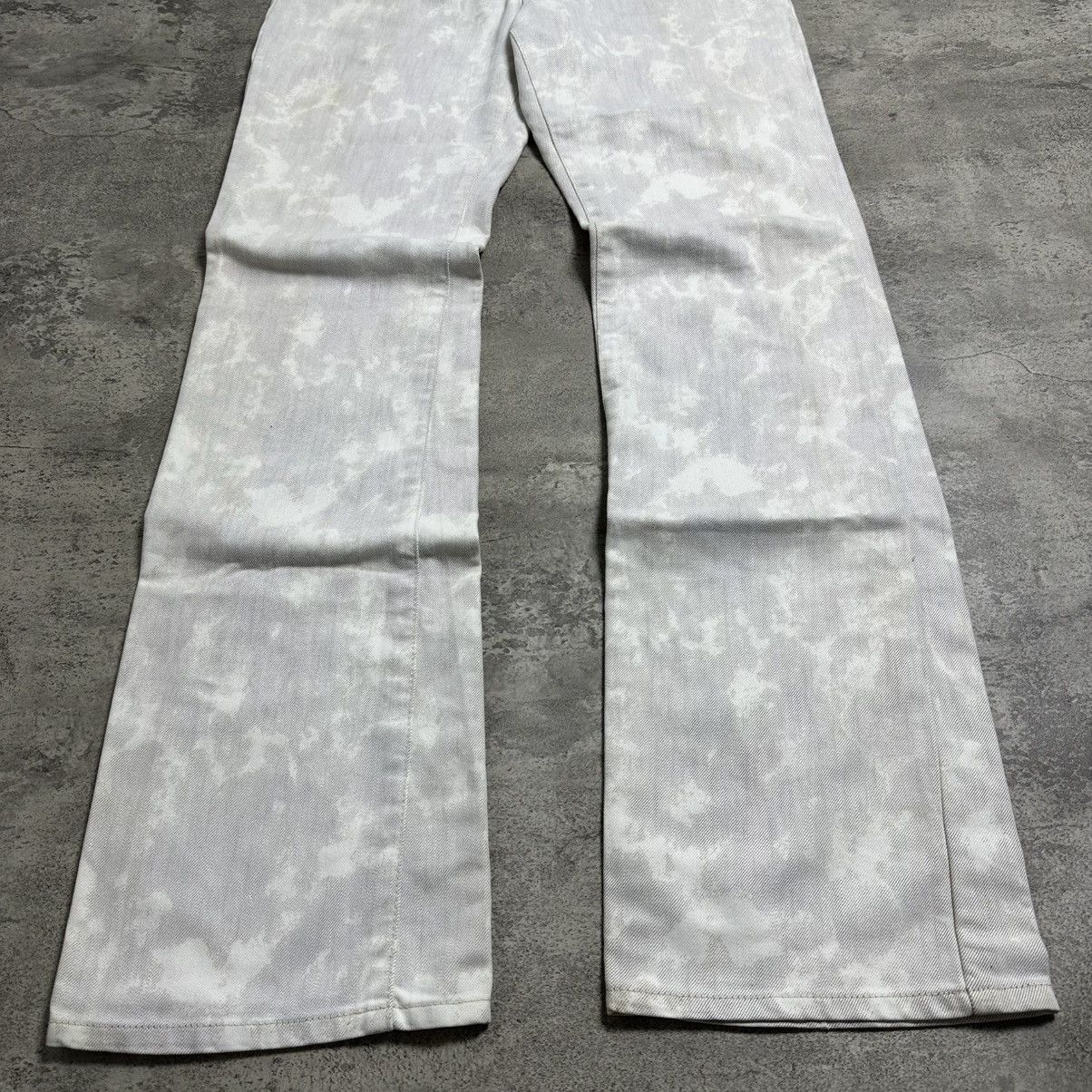 Japanese Brand Semantic Design Acid Wash Flare Size US 31 - 9 Thumbnail