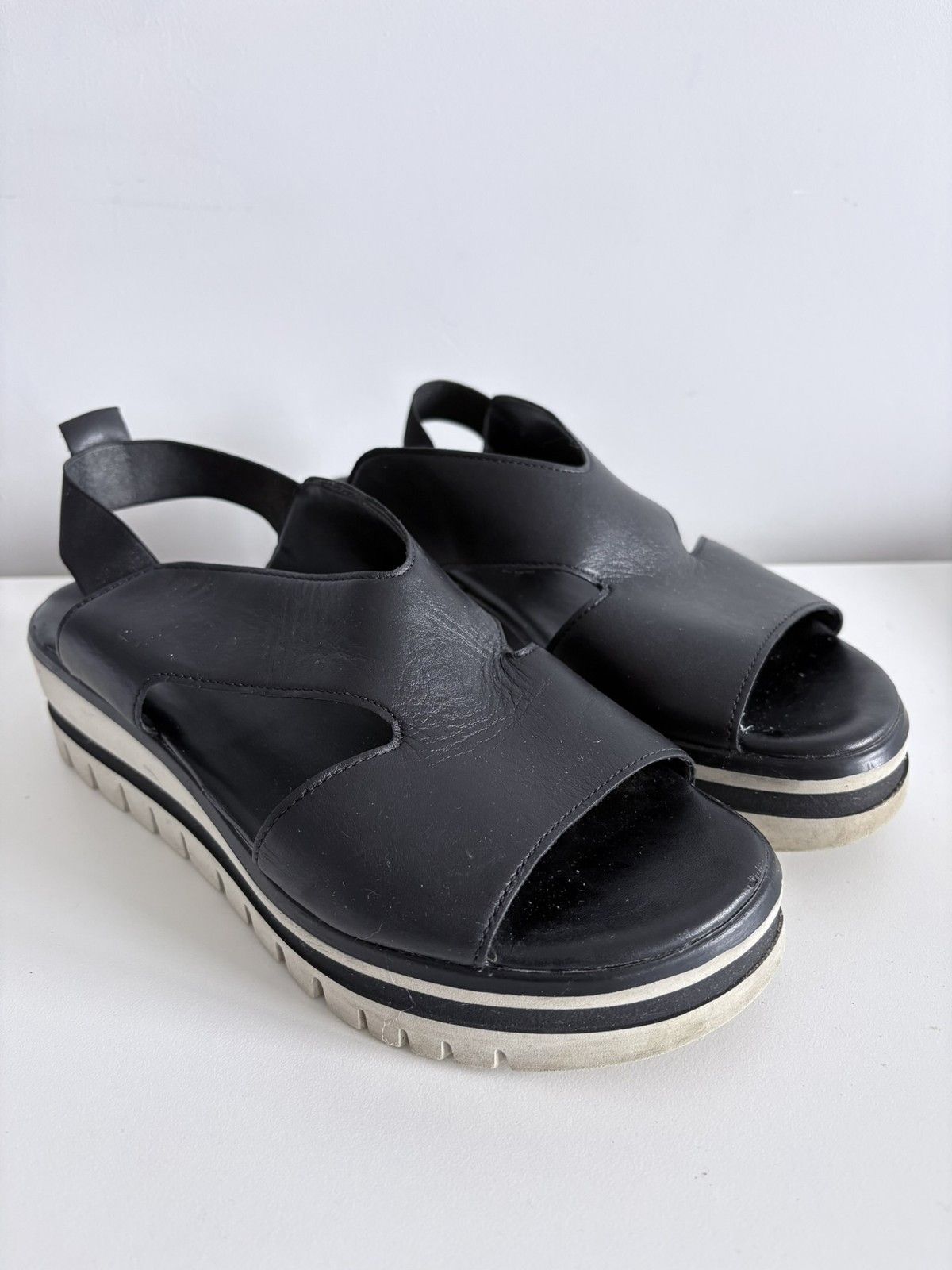 Other Gabor leather wedge black platform sandals women's size 38 Size US 8 / IT 38 - 2 Thumbnail
