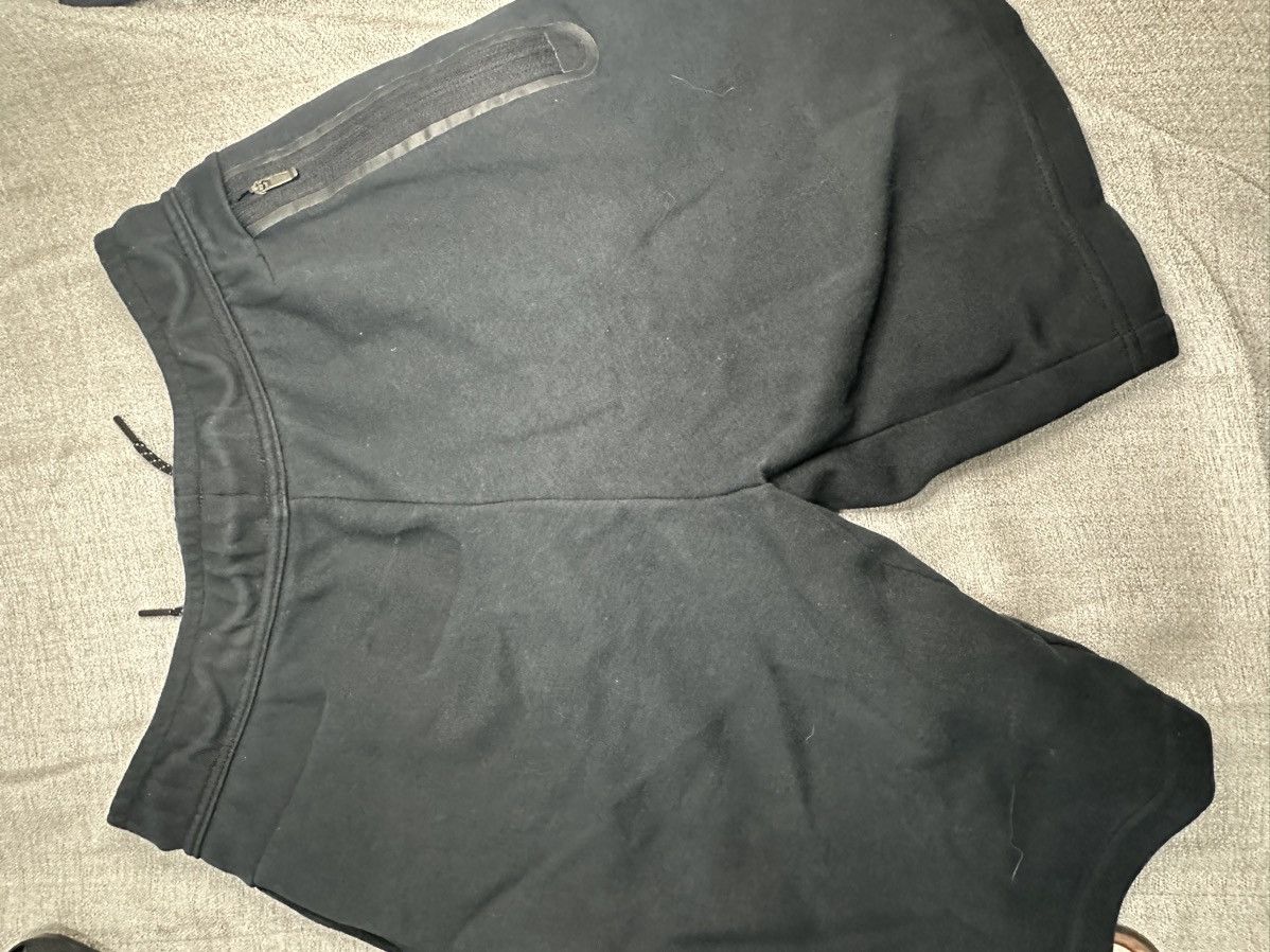 Nike Nike Sportswear Tech Fleece Size US 30 / EU 46 - 2 Thumbnail