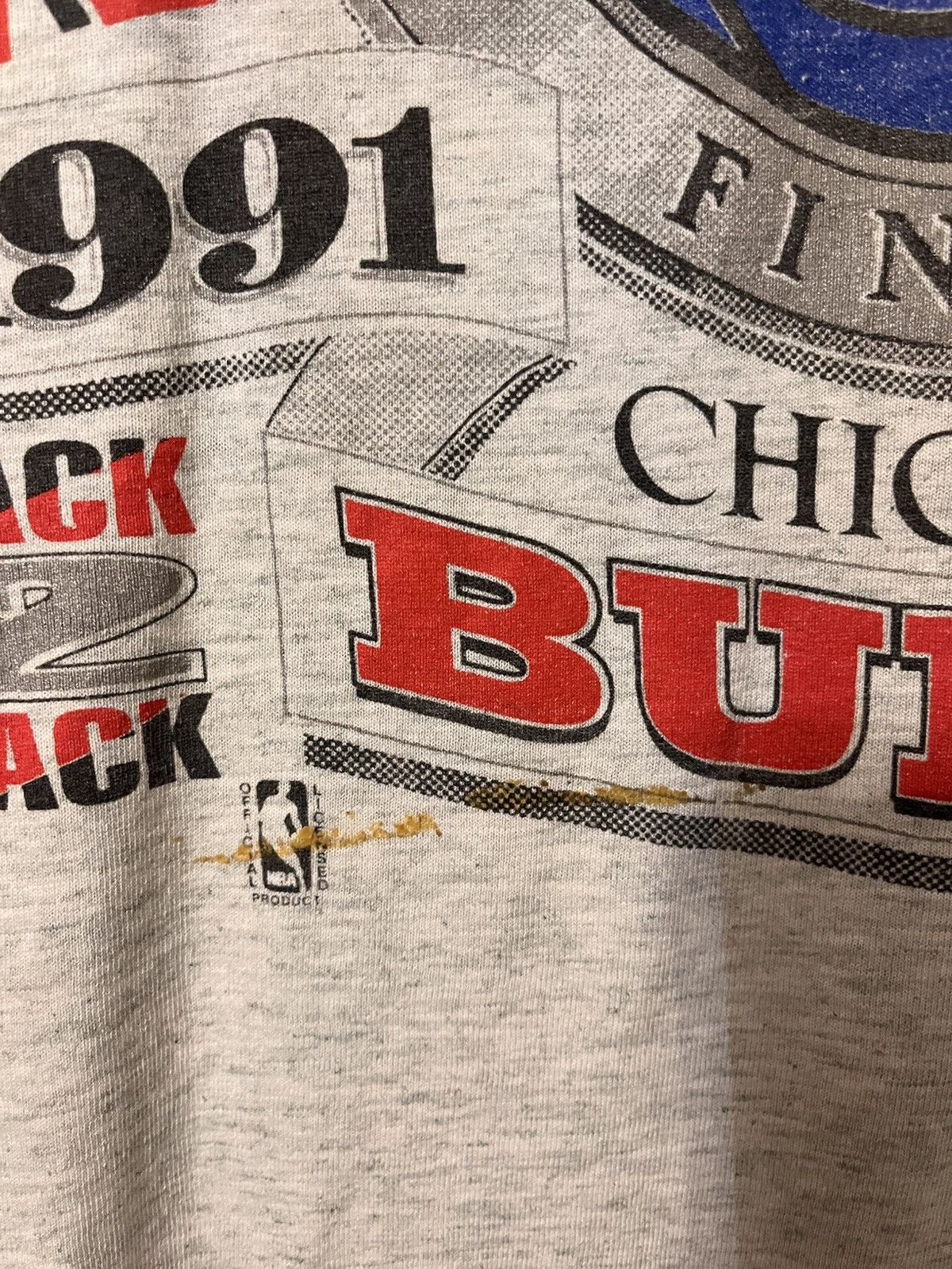 Vintage Vintage Chicago Bulls 91-92 Championship Tee Size US L / EU 52-54 / 3 - 3 Thumbnail