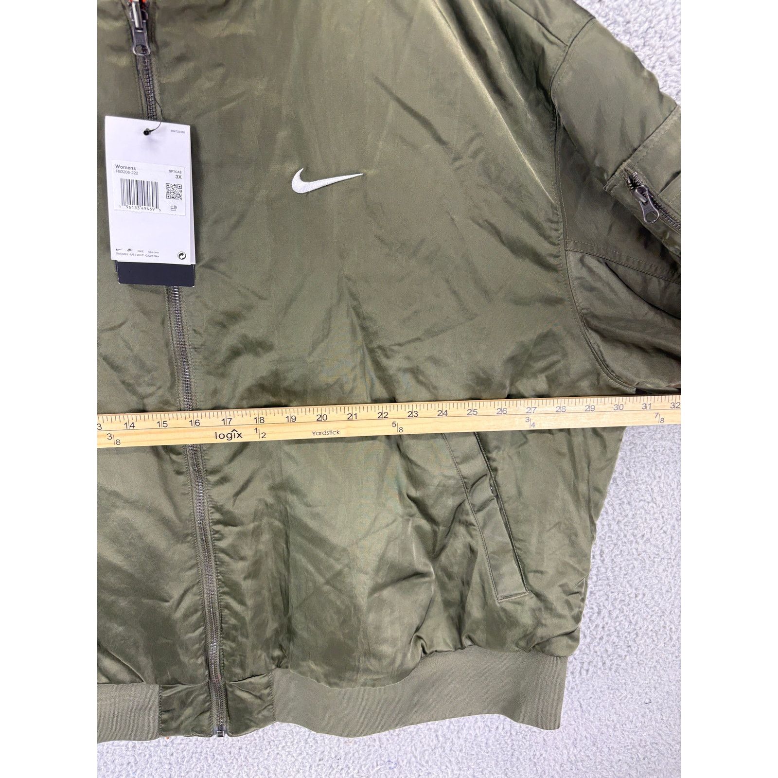 Nike Nike Reversible Bomber Jacket Womens Size 3X Fit Mens XL Size 3XL / US 20-22 - 5 Thumbnail