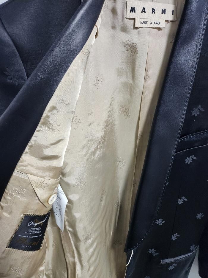 Marni Marni floral embroidered smoking jacket Size US S / EU 44-46 / 1 - 4 Thumbnail