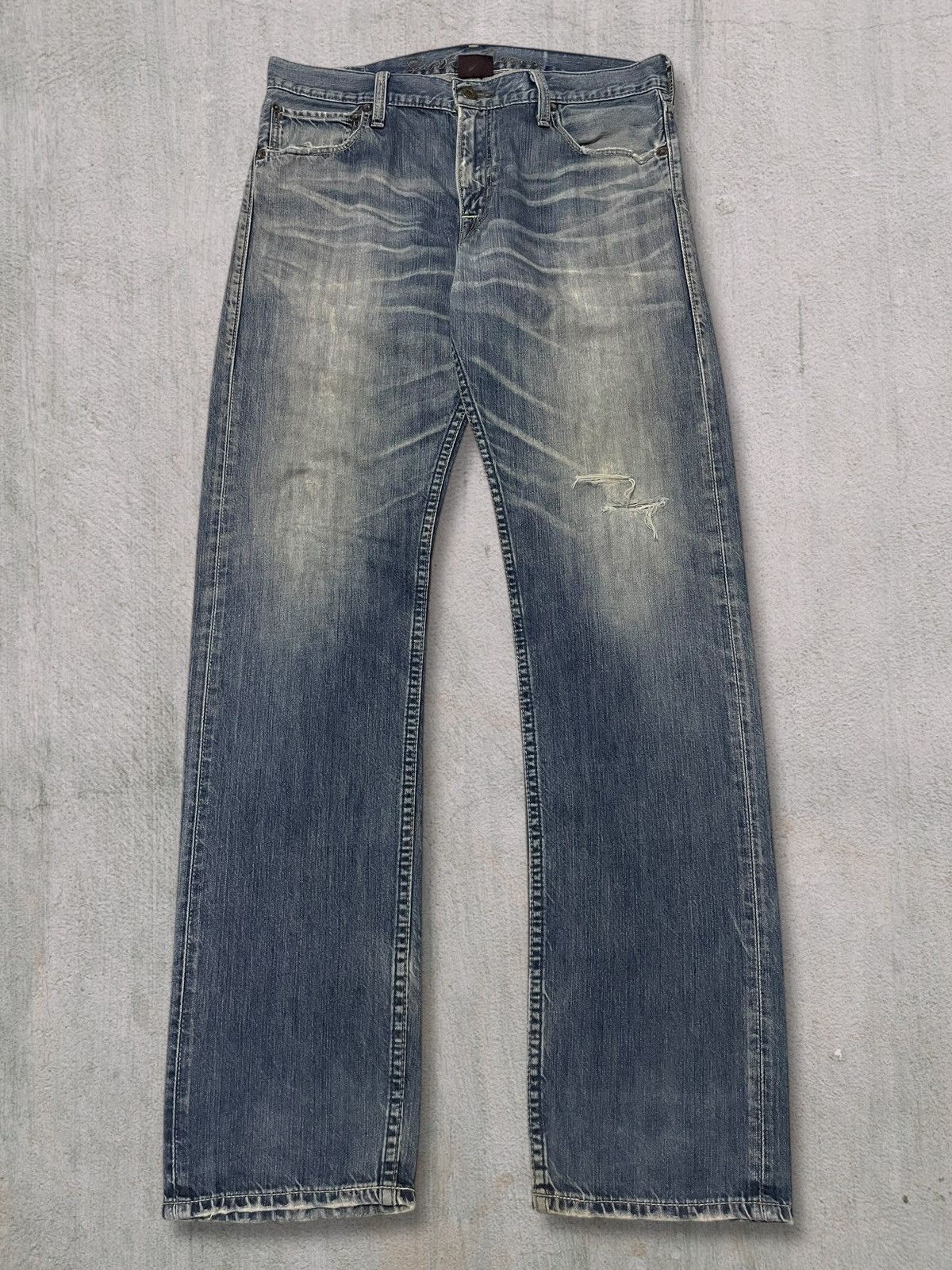 Levi's Vintage Clothing Vintage Levi’s 202 Back Buckle Distressed Blue Wash Jeans Size US 31 - 3 Thumbnail
