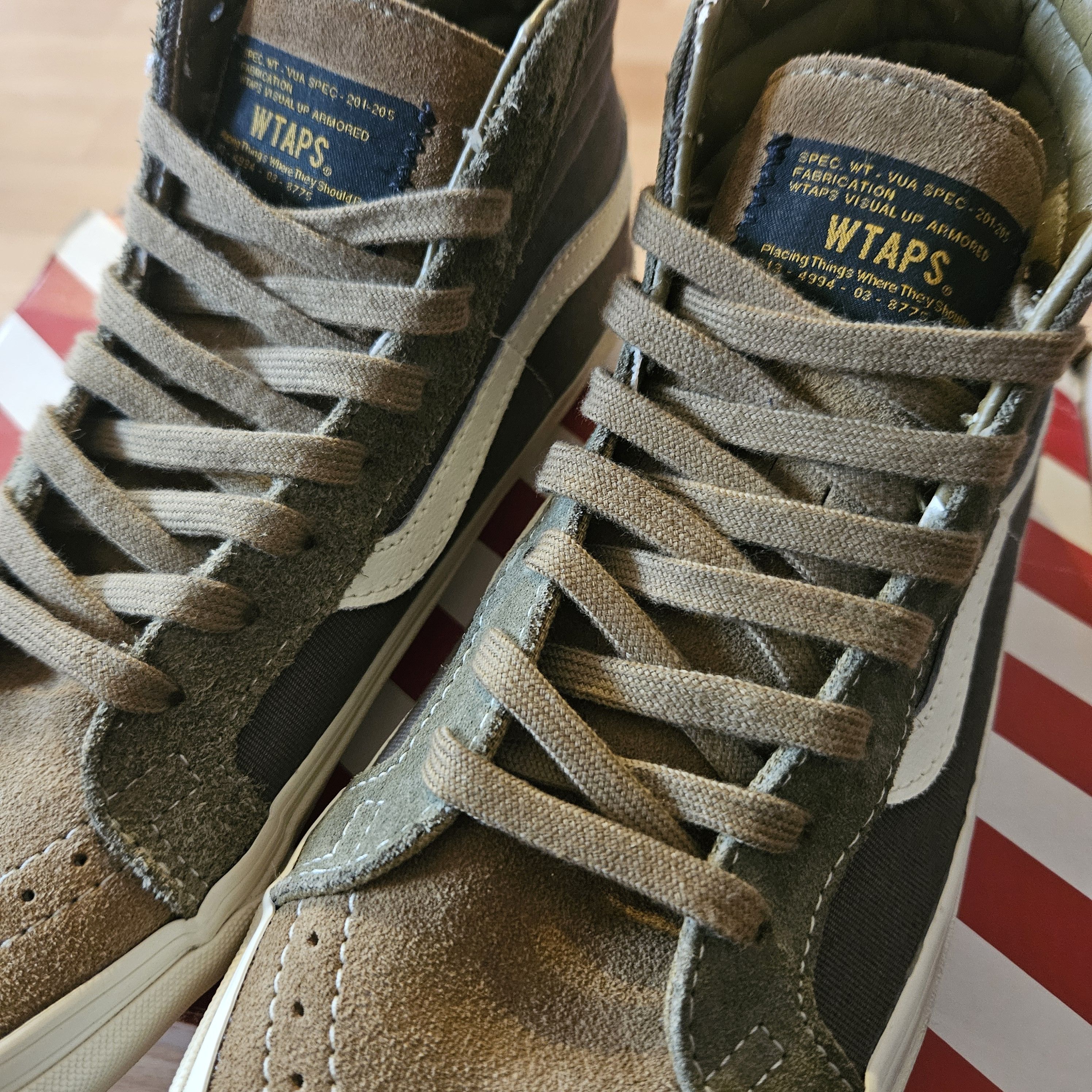 Vans × Wtaps OG Sk8-Hi LX Size US 8 / EU 41 - 11 Thumbnail