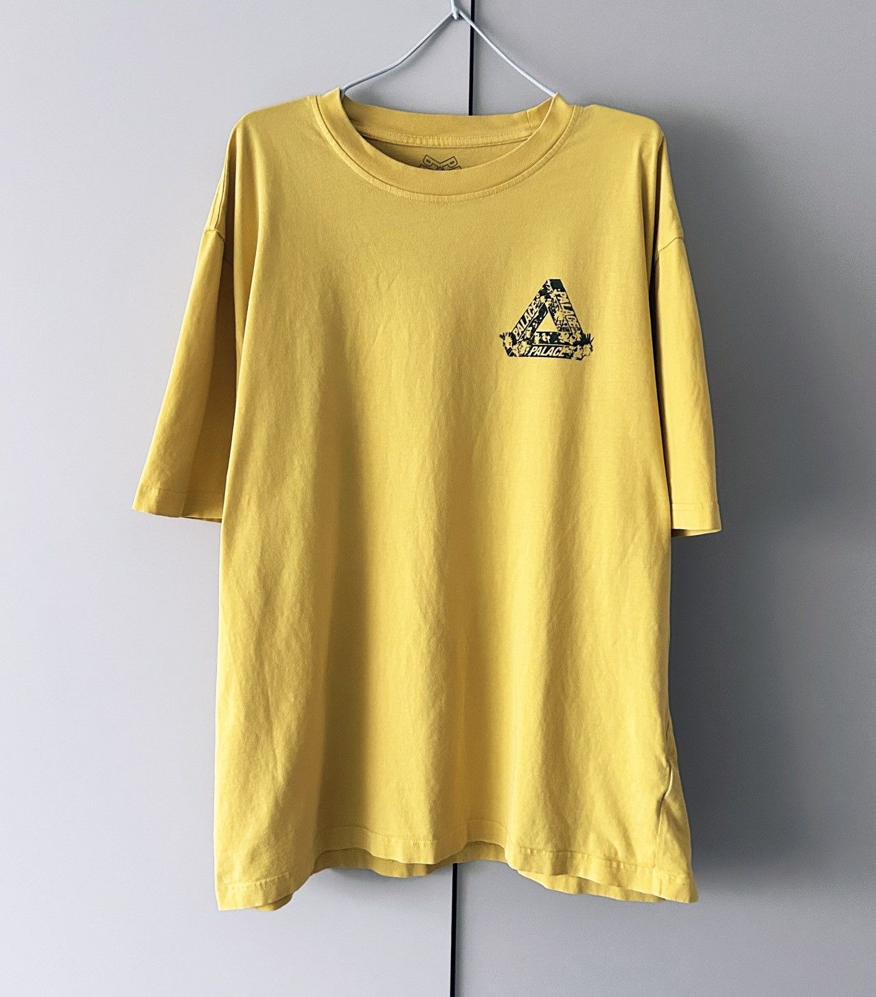 Palace Palace Tri-Heads t-shirt Size US XL / EU 56 / 4 - 2 Thumbnail