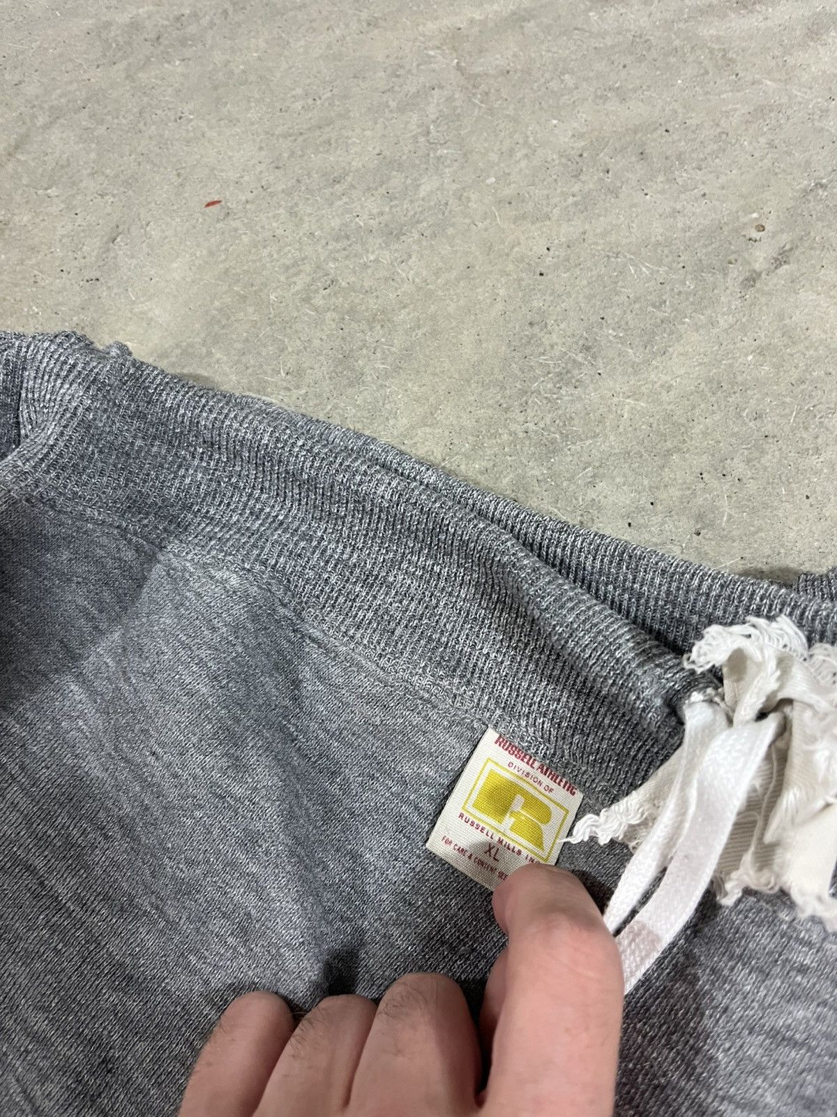 Russell Athletic Vintage 70s Russell Athletic Heather Gray Sweatpants Size US 36 / EU 52 - 5 Thumbnail