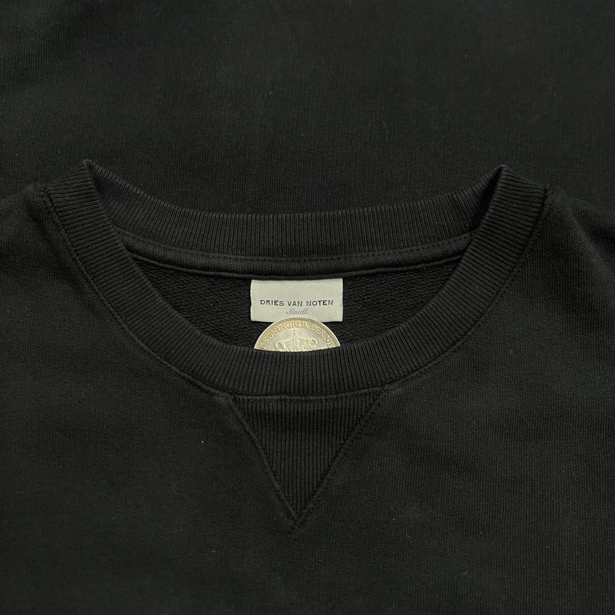 Dries Van Noten Dries Van Noten Unique T-Shirt Size US S / EU 44-46 / 1 - 5 Thumbnail