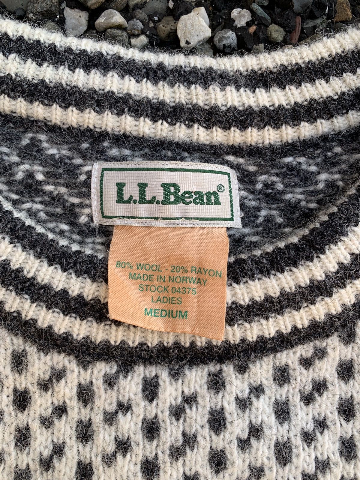 L.L. Bean Vintage L.L.Bean Norway Birdseye Wool Crewneck Sweater Size M / US 6-8 / IT 42-44 - 6 Thumbnail