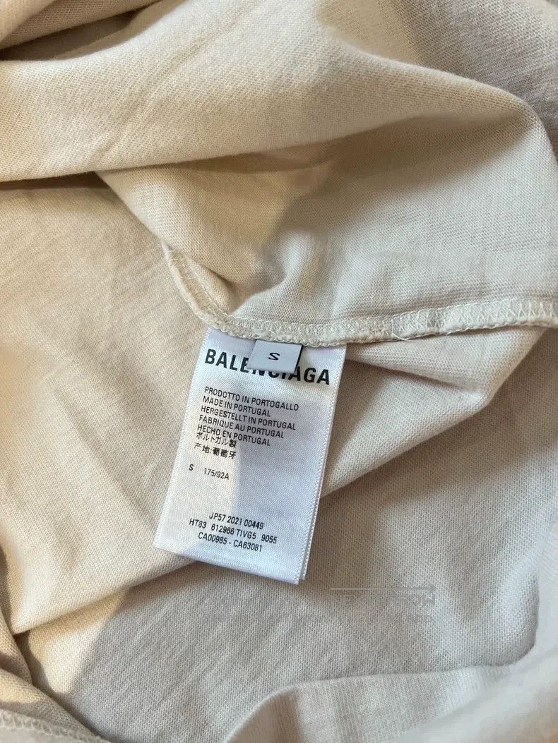Balenciaga Balenciaga Front and back lettering short-sleeve Size US S / EU 44-46 / 1 - 5 Thumbnail