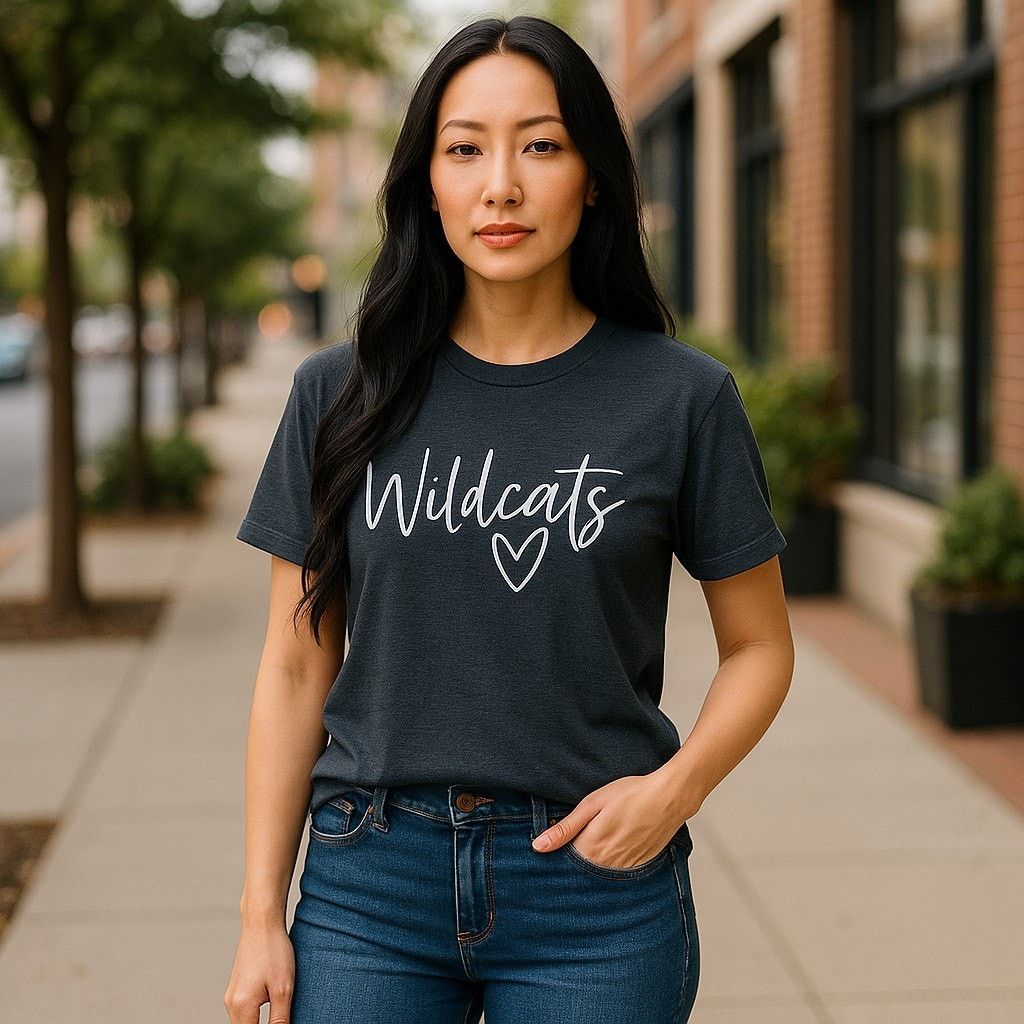 Other WILDCATS Heather Blue Tee Bella Canvas Size Large Script Size L / US 10 / IT 46 - 1 Thumbnail