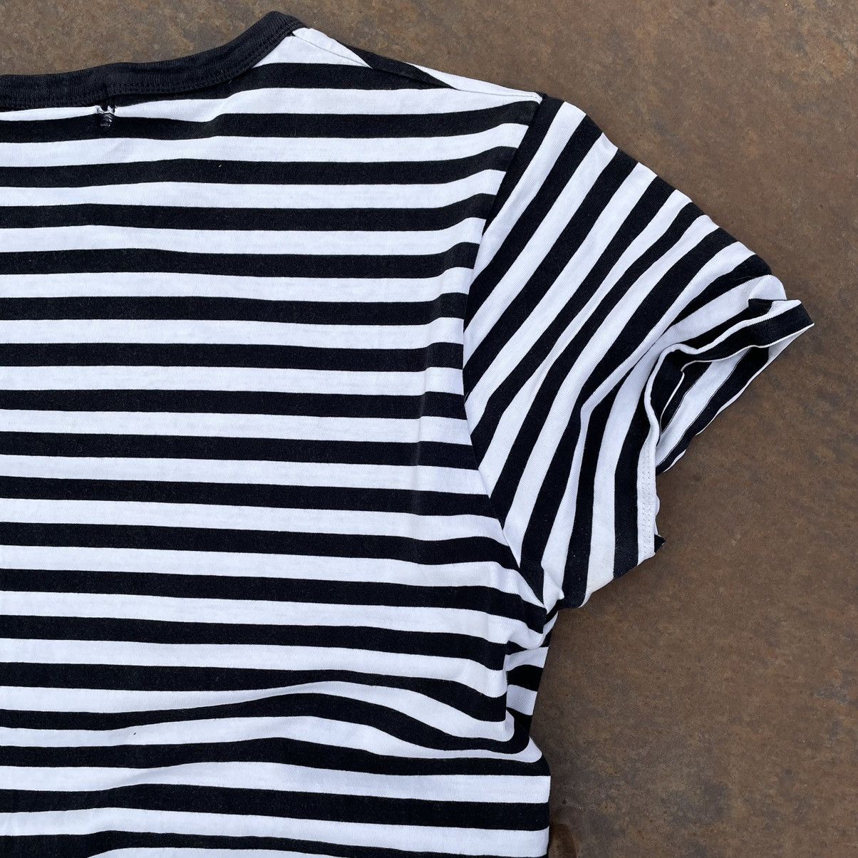 Maison Labiche Vintage Maison Labiche T-shirts Lines Tee 90s Y2K Italy Size US L / EU 52-54 / 3 - 8 Thumbnail