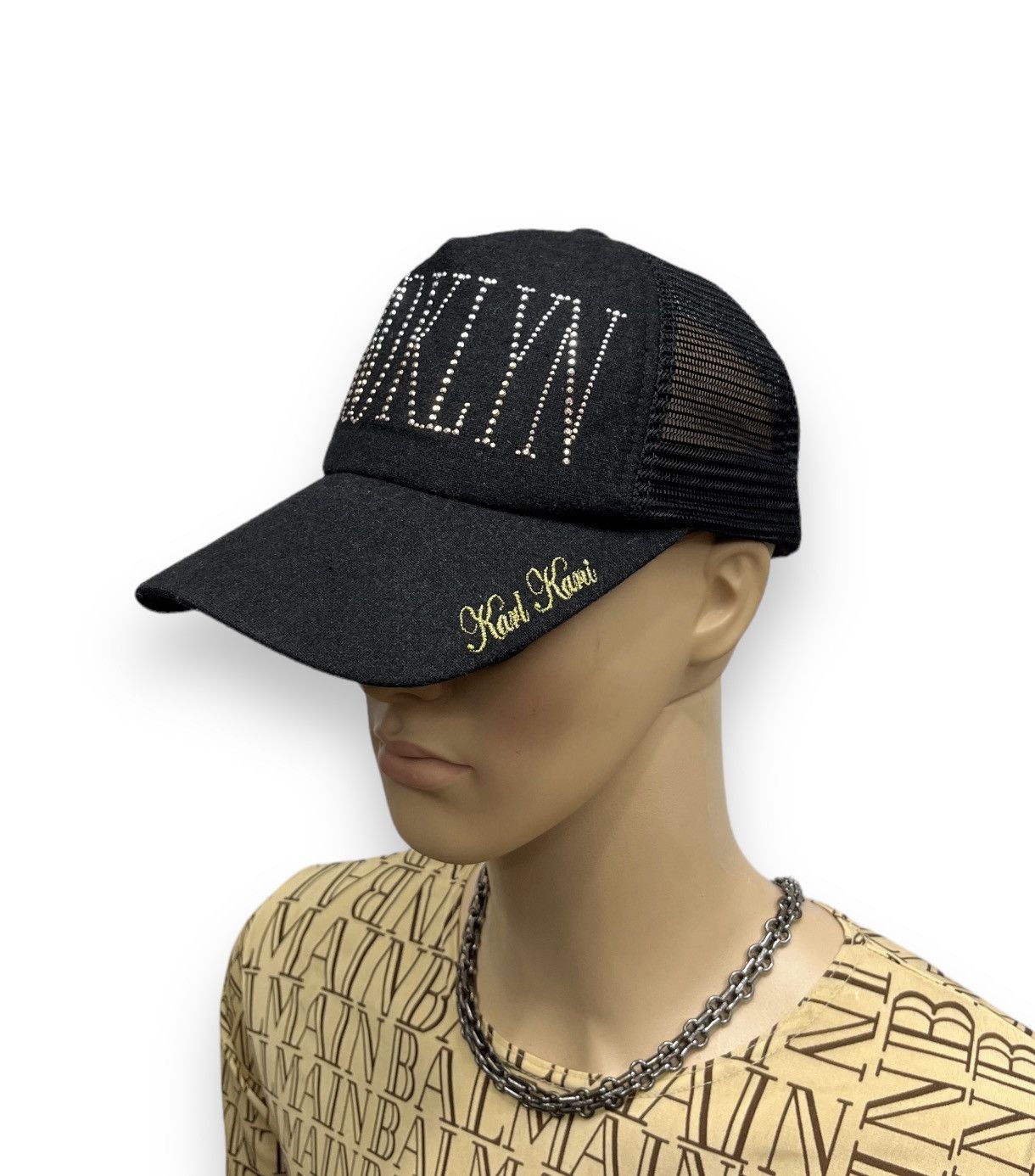 image of 90’S Karl Kani Brooklyn Bling Spellout Poly-Wool Trucker Hat in Black, Men's