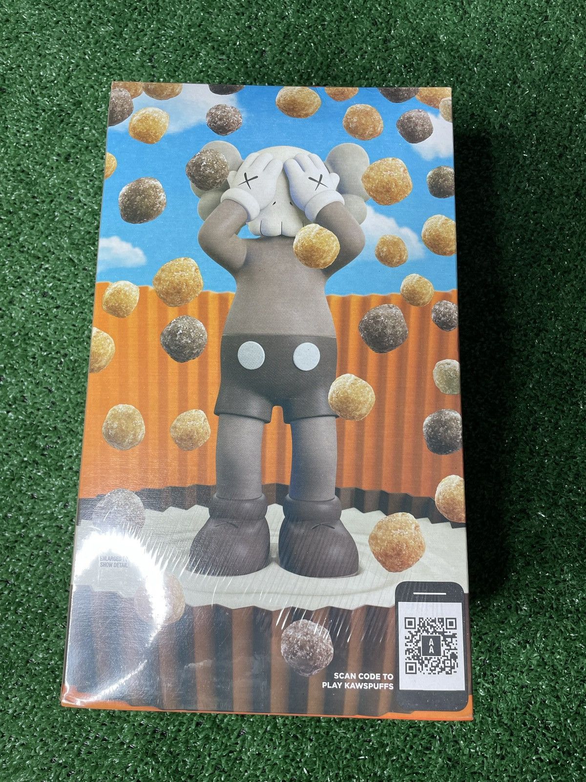 Kaws Reese’s Puffs x KAWS Limited Edition Cereal Box Family Size Size ONE SIZE - 3 Thumbnail
