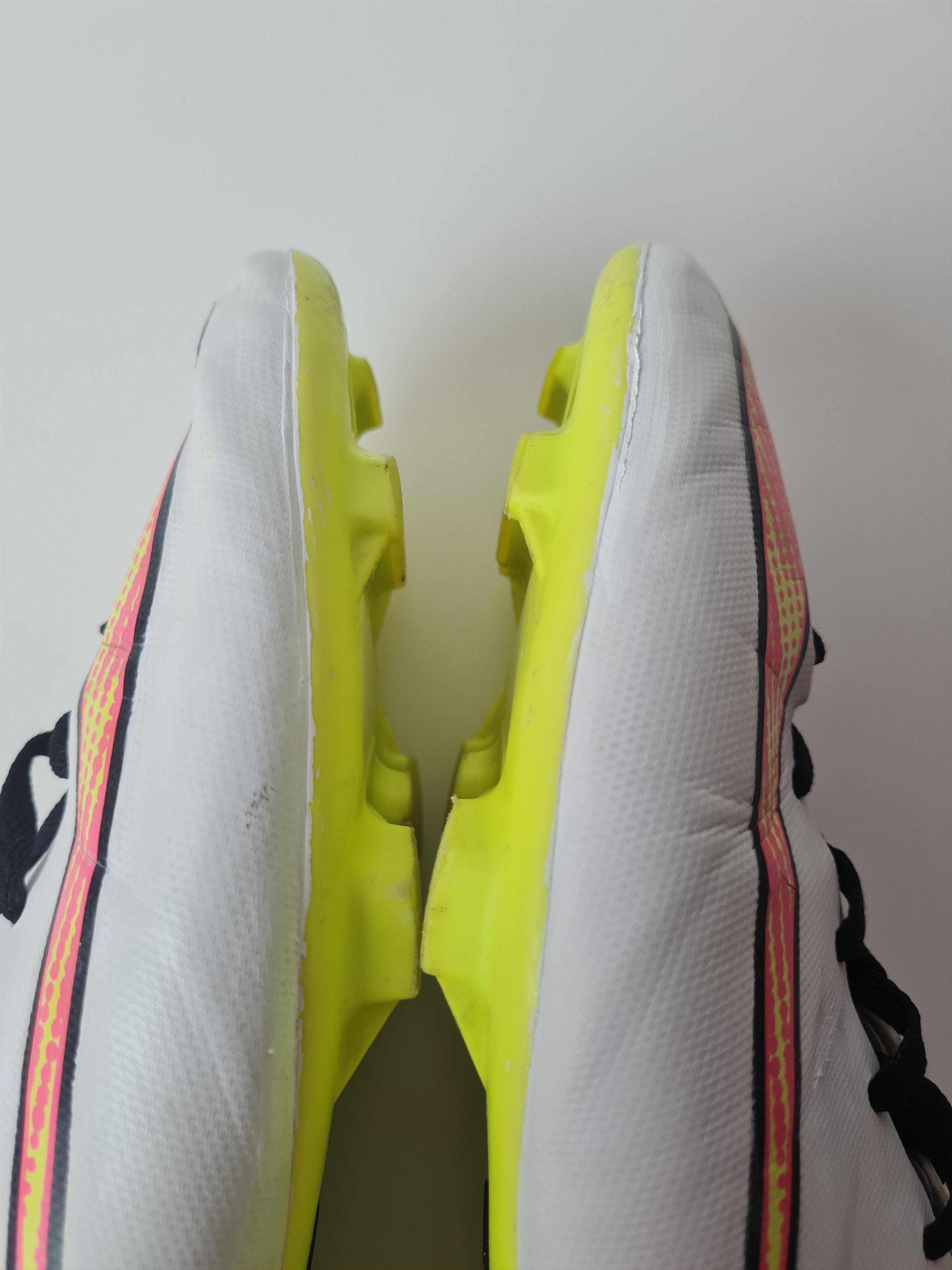Nike Football Nike Mercurial Victory V FG White Volt Hyper Size US 12.5 / EU 45-46 - 25 Thumbnail