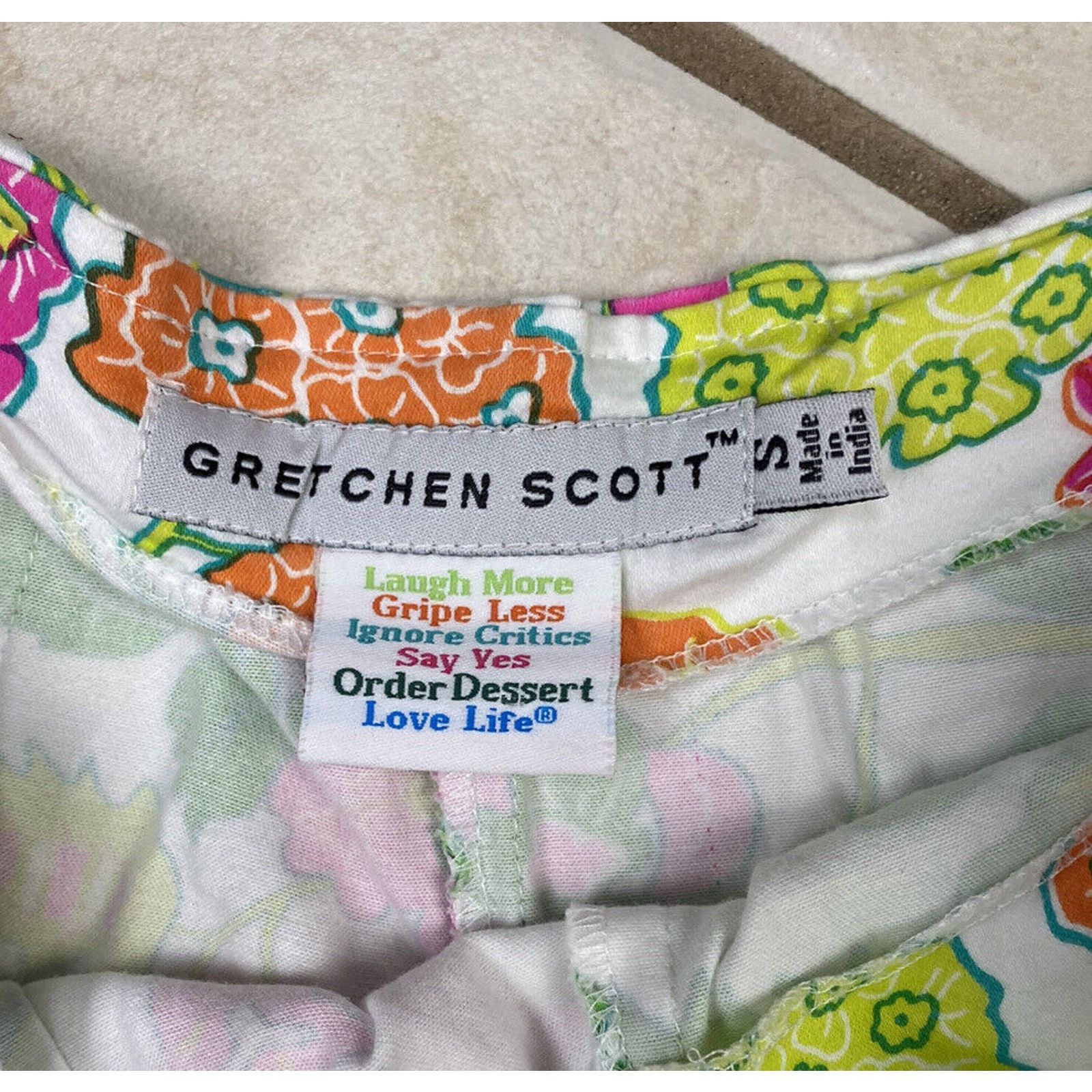 Gretchen Scott Gretchen Scott White Pink Green Floral Mid Rise Shorts Linen Size 33" - 4 Thumbnail