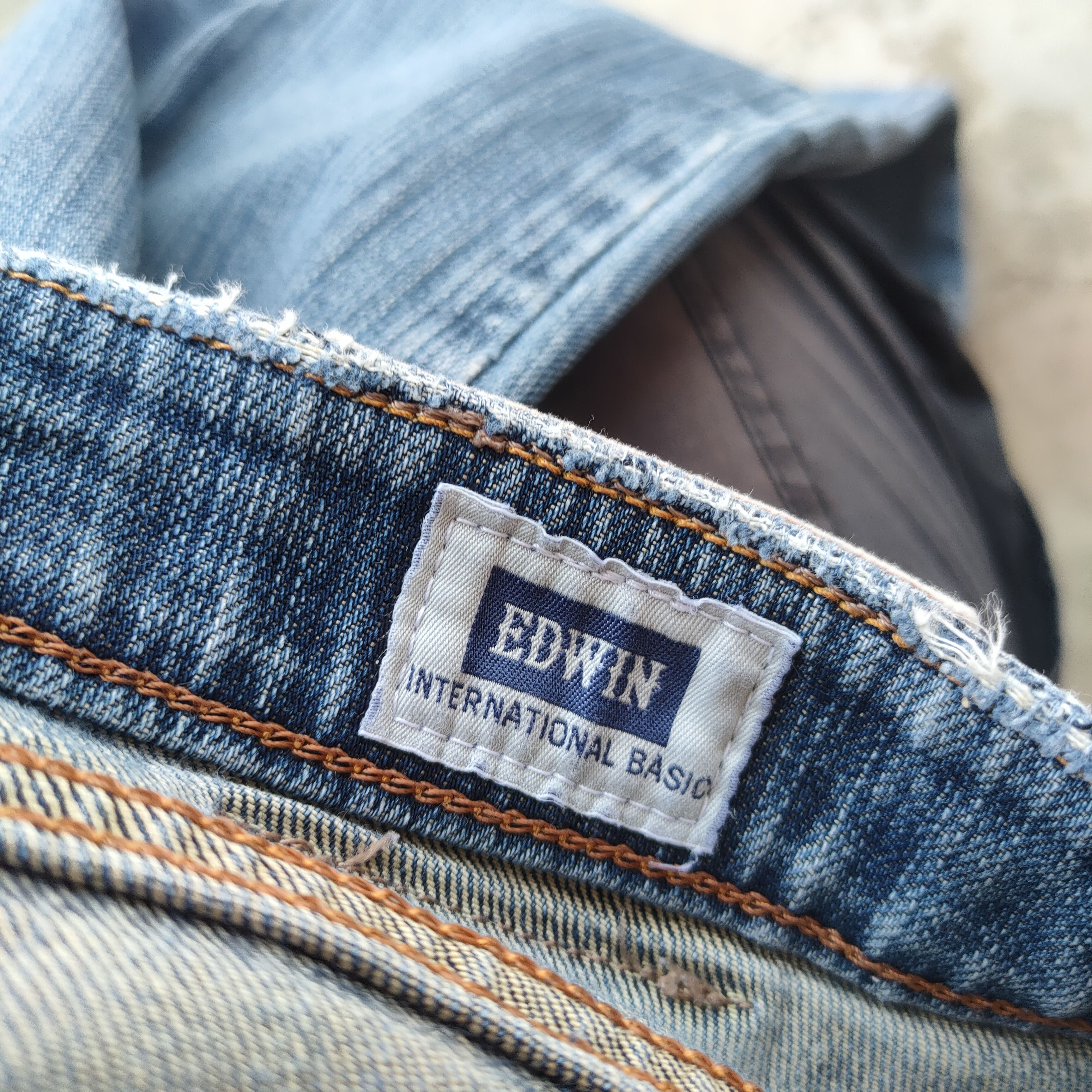 Edwin W31 VINTAGE EDWIN FADED BLUE JEANS PANTS Size US 31 - 11 Thumbnail