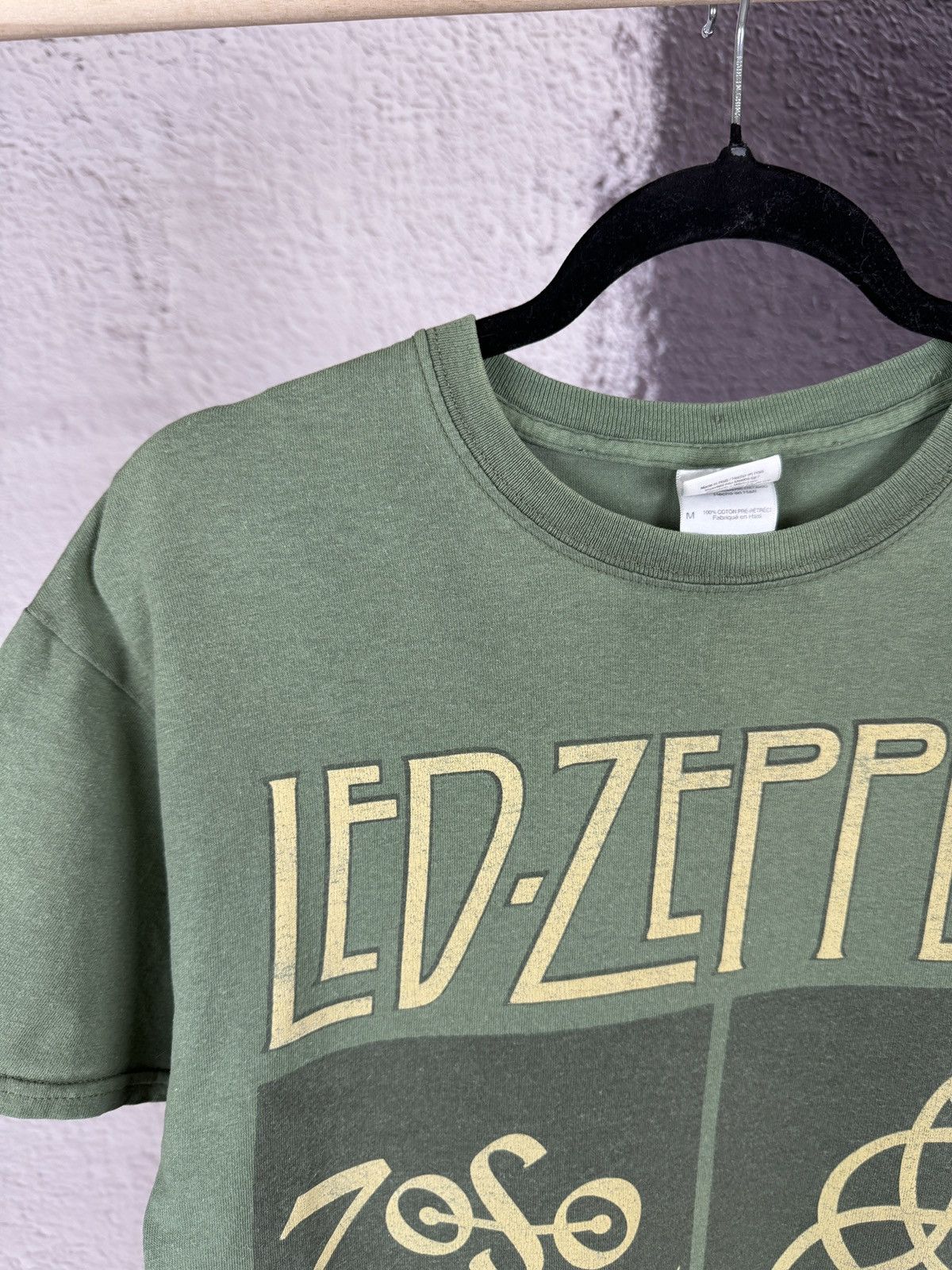 Band Tees Gildan Led Zeppelin vintage 2012 faded band tee shirt Size US M / EU 48-50 / 2 - 4 Thumbnail