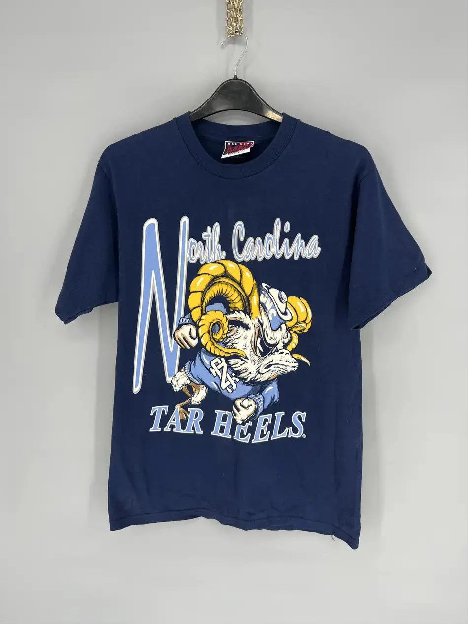 NBA Vintage 90s North Carolina Tar Heels Tee, Single Stitch Size US M / EU 48-50 / 2 - 2 Thumbnail