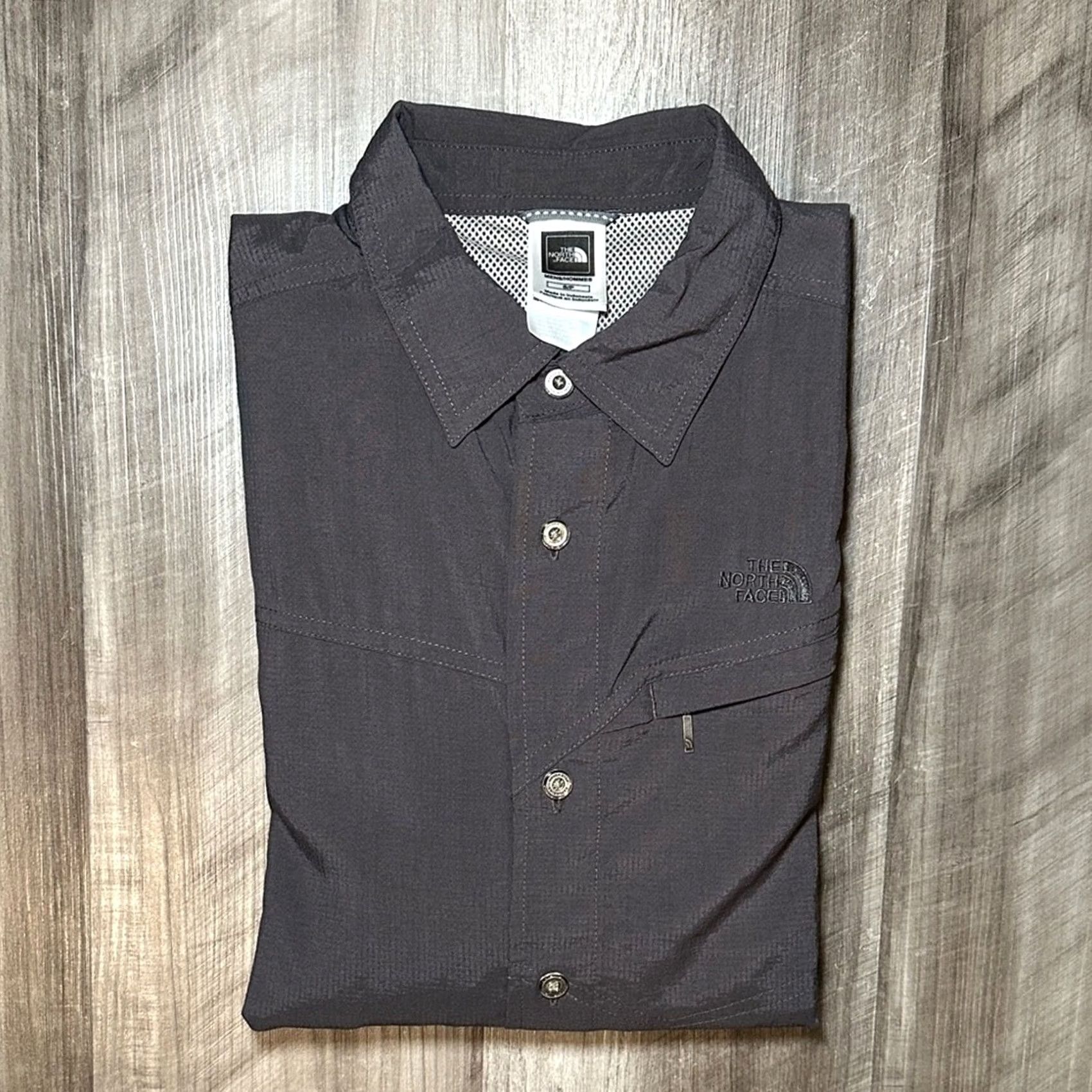 The North Face The North Face Sequoia Vented Long Sleeve Button Down - Small Mens Shirt Gray Charcoal Nylon 100% Long Sleeve 20" 28" 24.5" MS9018 Size US S / EU 44-46 / 1 - 2 Thumbnail