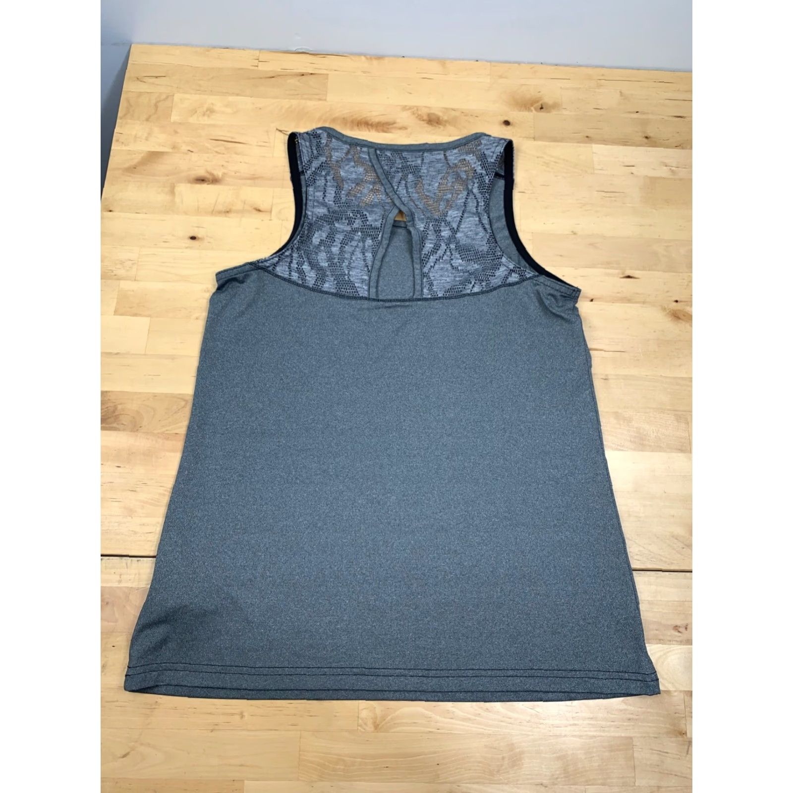 Vintage Columbia Racerback Top Gray M Activewear Outdoor Womens #4733 Size M / US 6-8 / IT 42-44 - 2 Thumbnail
