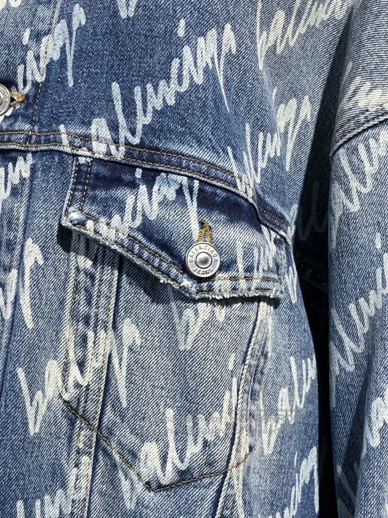 Balenciaga Balenciaga Blue washed all-over print denim jacket Size US L / EU 52-54 / 3 - 5 Thumbnail