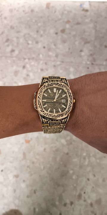 Vintage Vintage Men Quartz Watch Luxury Watch Size ONE SIZE - 1 Thumbnail