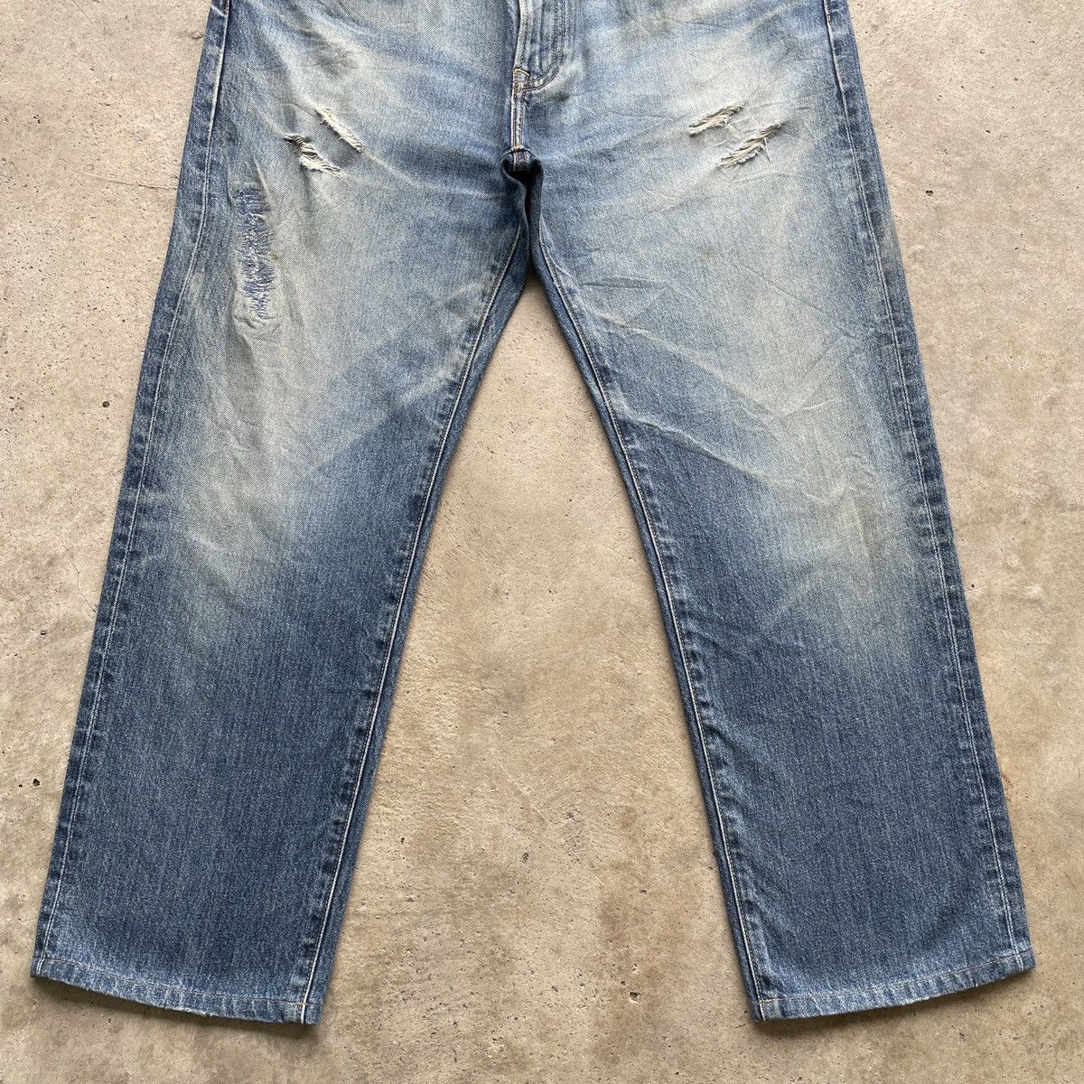 Japanese Brand Vintage Japanese Faded Jeans Denim Pants Distressed W35 Size US 35 - 4 Thumbnail