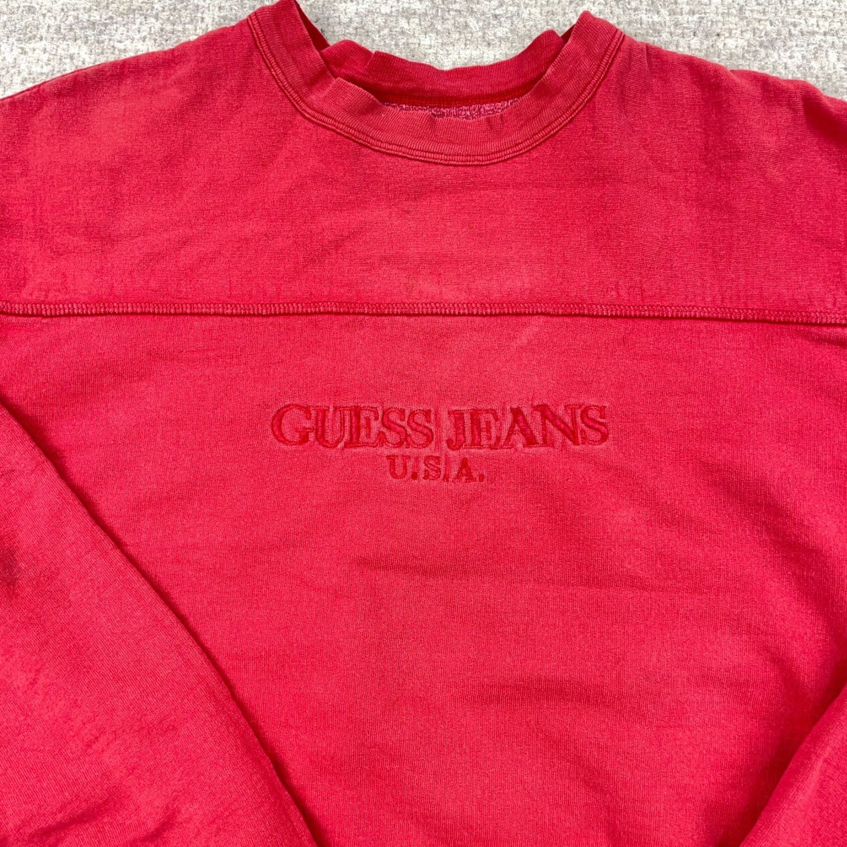 Guess VINTAGE GUESS Sweatshirt Shirt Men XL Red Crew Neck 80s 90s USA Made Graphic Print Embroidered Logo/GD Size US XL / EU 56 / 4 - 2 Thumbnail