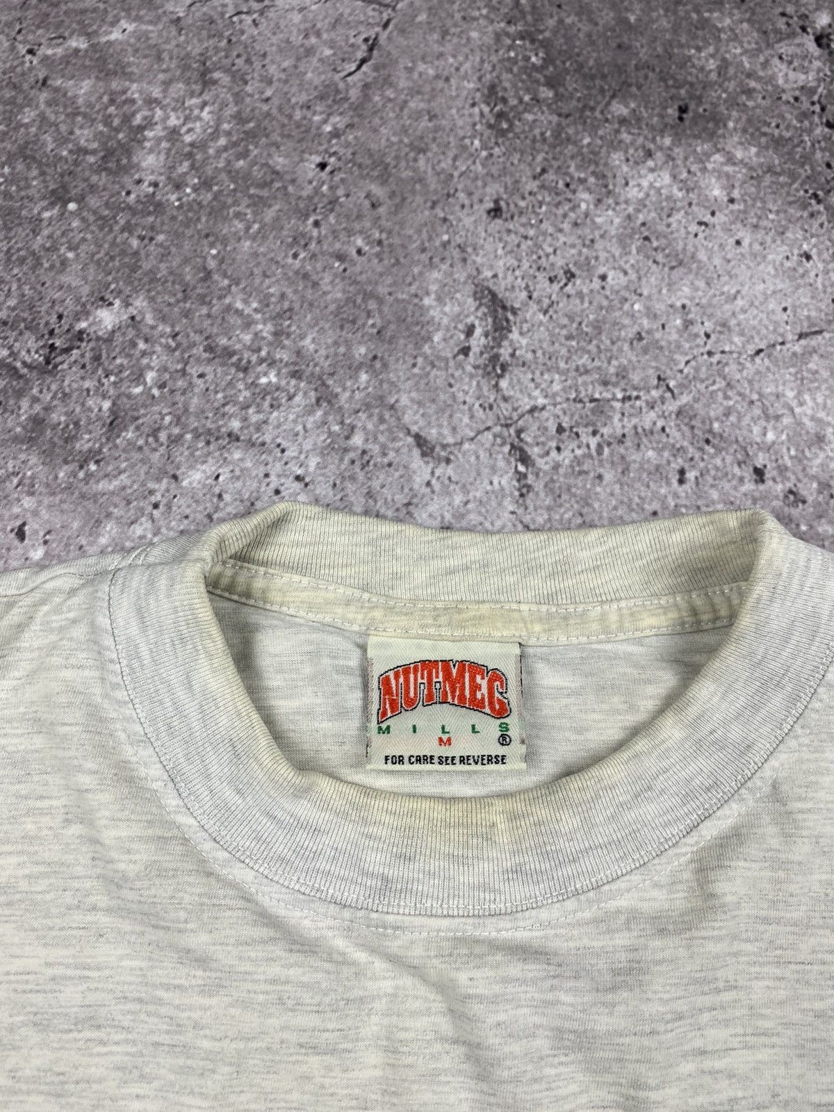 Nutmeg × Vintage × Warner Bros Vintage 1995 nutmeg taz looney tunes England forever euro 90 Size US M / EU 48-50 / 2 - 6 Thumbnail