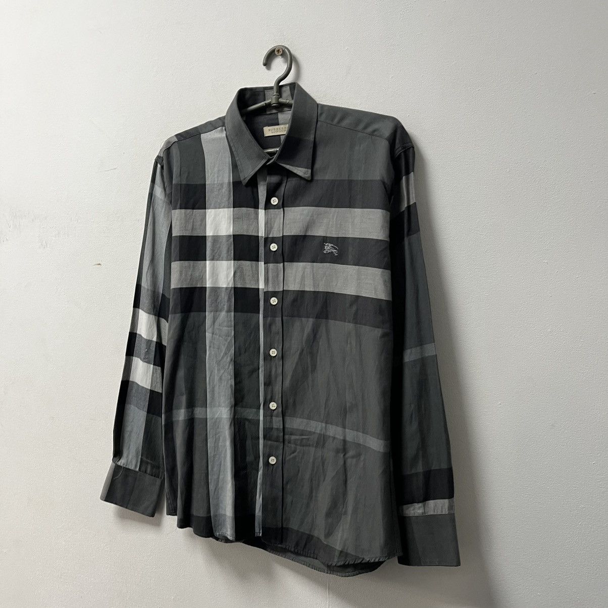 Burberry Burberry shirt Size US S / EU 44-46 / 1 - 6 Thumbnail