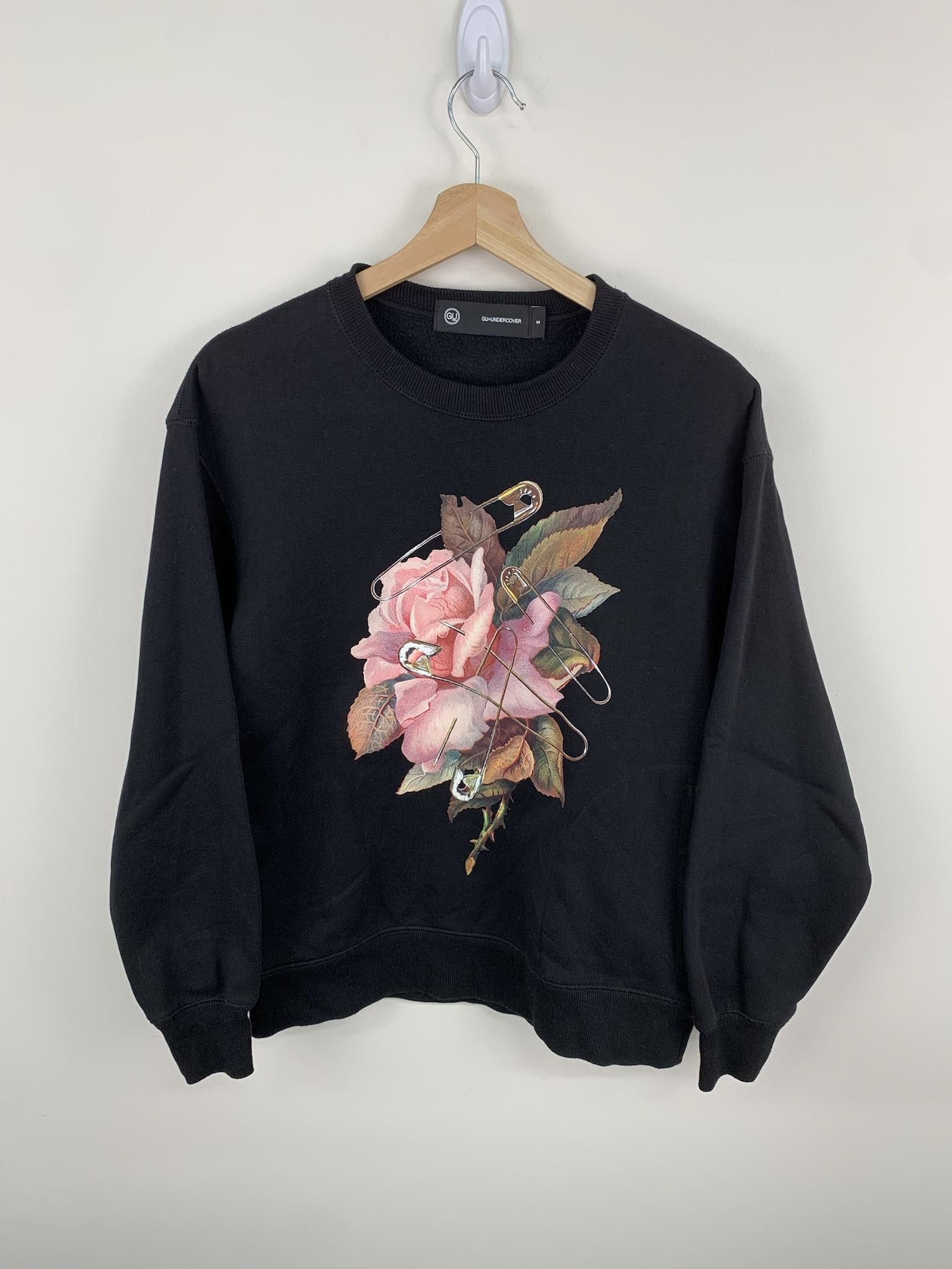 image of Gu Lined Fleece Rose And Pins Jacket in Black, Men's (Size Medium)