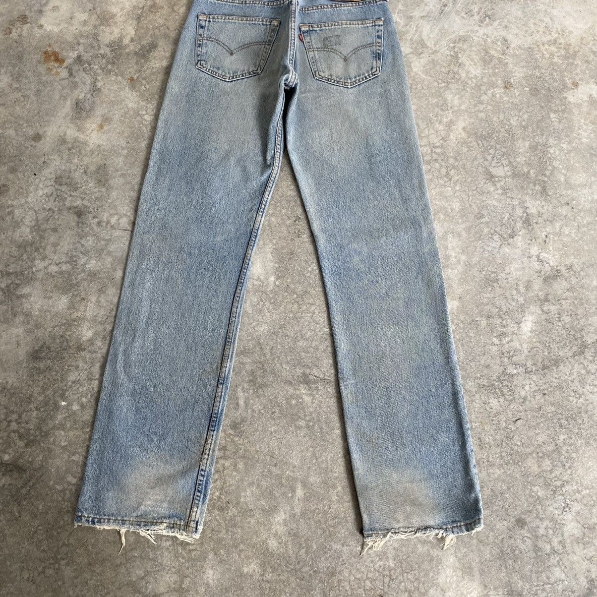 Levi's Vintage 1995 Levis 501 Faded Muddy Blue Denim Jeans Size US 30 / EU 46 - 16 Thumbnail