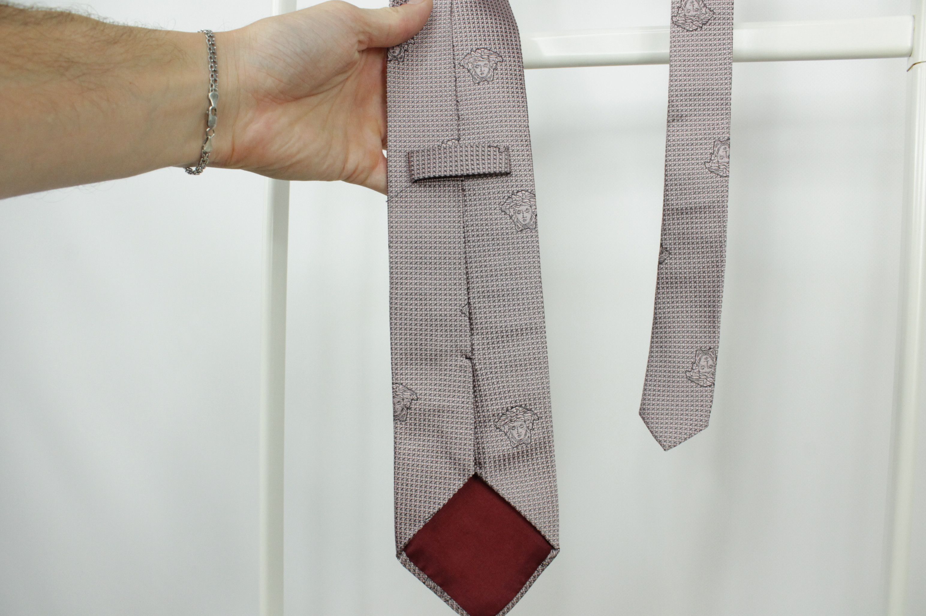 Versace Versace Medusa Print Silk Tie Hand Made in Italy Size ONE SIZE - 3 Thumbnail