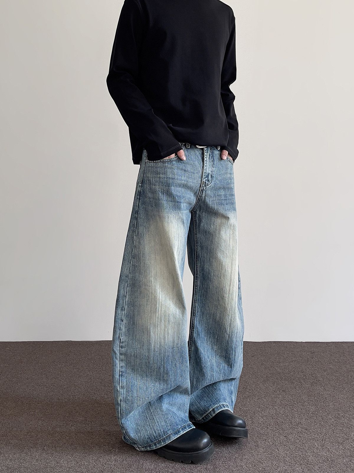 Japanese Brand Men's loose retro straight wide-leg washed scimitar jeans Size US 32 / EU 48 - 1 Thumbnail