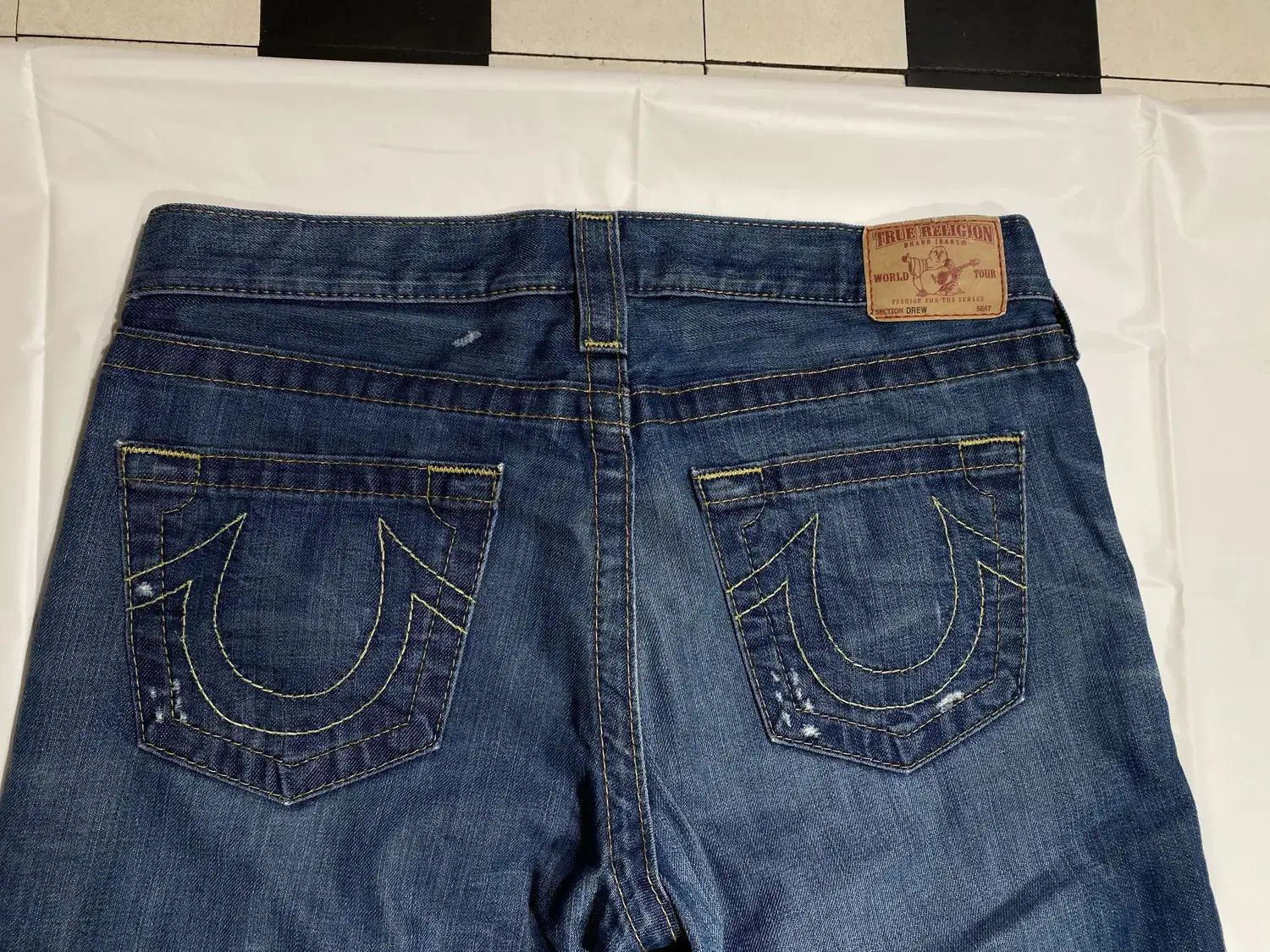 True Religion True Religion section drew denim jeans size 27 Size US 27 - 2 Thumbnail