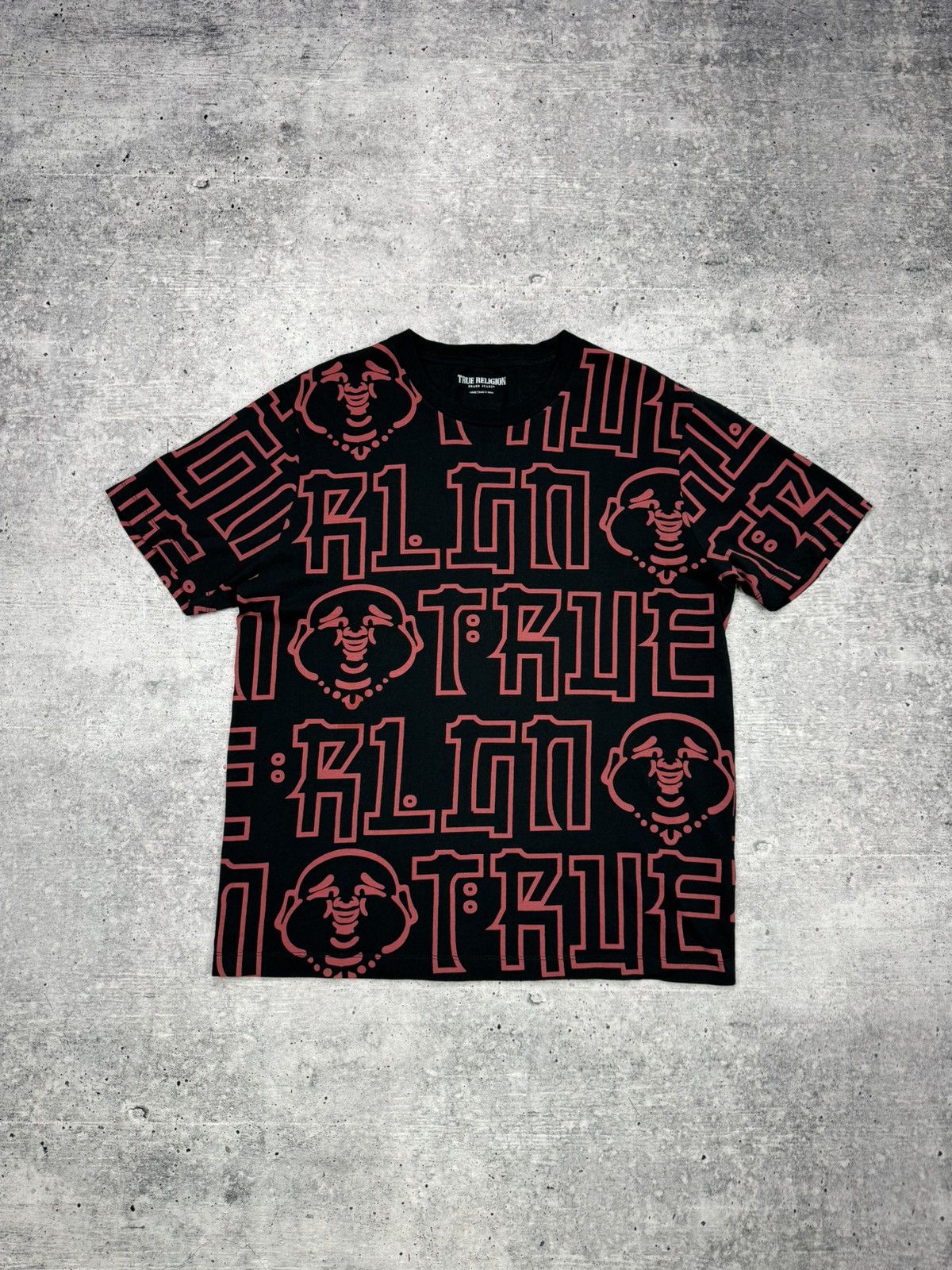 True Religion Vintage True Religion Big Monogram Logo Multilogo T-Shirt Size US L / EU 52-54 / 3 - 1 Thumbnail