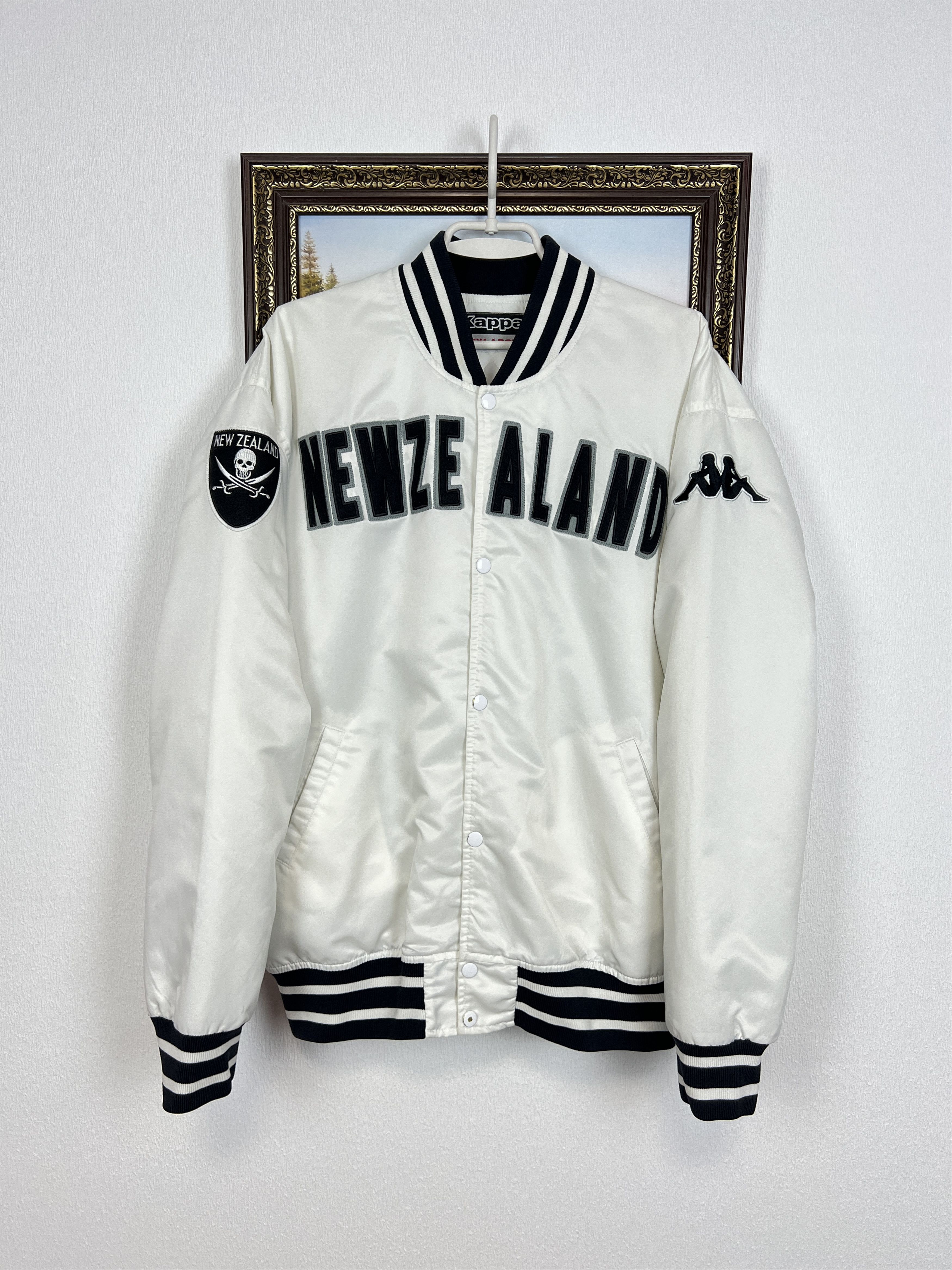Kappa Vintage Kappa New Zealand Satin Jacket Bomber National Size US XXL / EU 58 / 5 - 1 Thumbnail