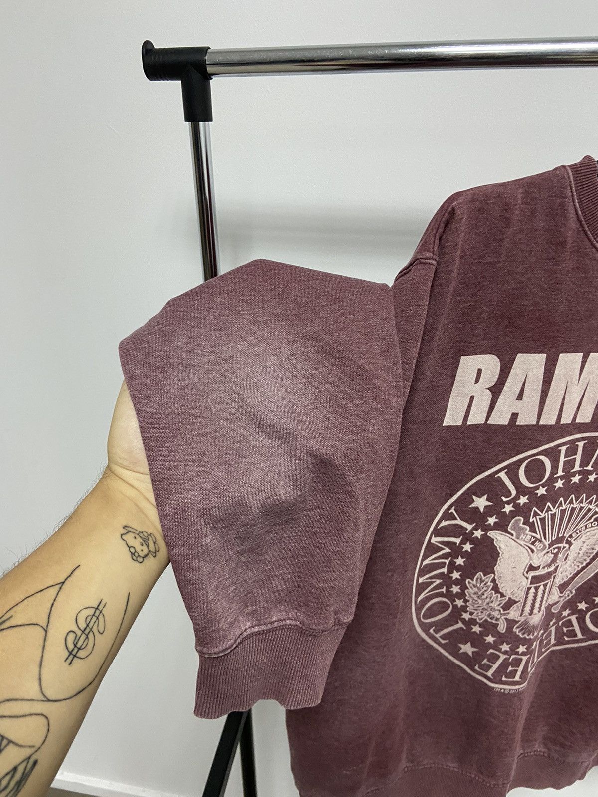 Band Tees Ramones Vintage 2013 Sweatshirt Big Logo Size US L / EU 52-54 / 3 - 8 Thumbnail