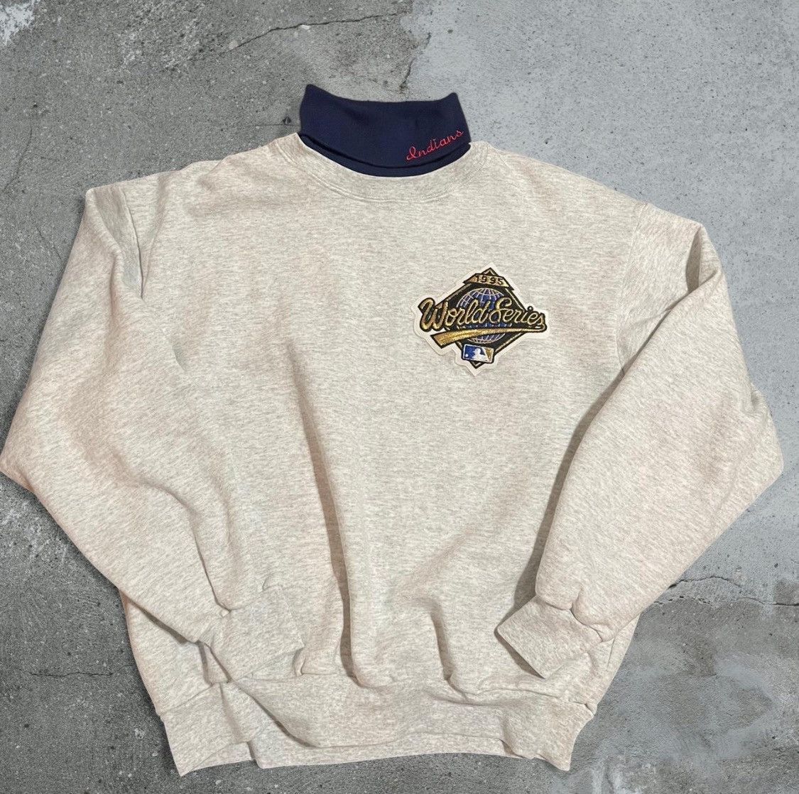 Other 90s Cleveland Indians 1995 World Series crewneck sweatshirt Size US L / EU 52-54 / 3 - 1 Thumbnail
