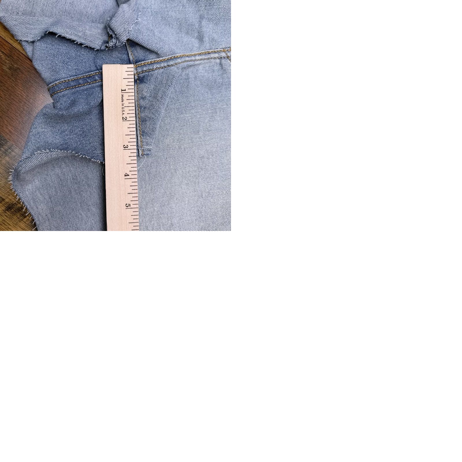 Vintage Levis Signature by Levi Strauss & Co. True Shorts 22 W36 High Rise 3.5 Inseam Denim Blue 5-Pocket Logo Ladies Regular Stretch Cut-Off New Size 40" / US 18 - 9 Thumbnail